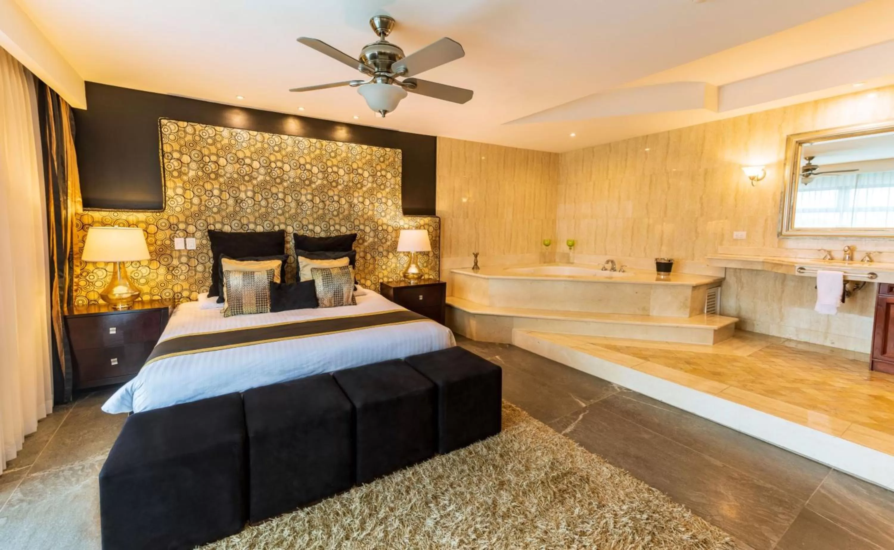 Photo of the whole room, Bed in Hotel Palma Real