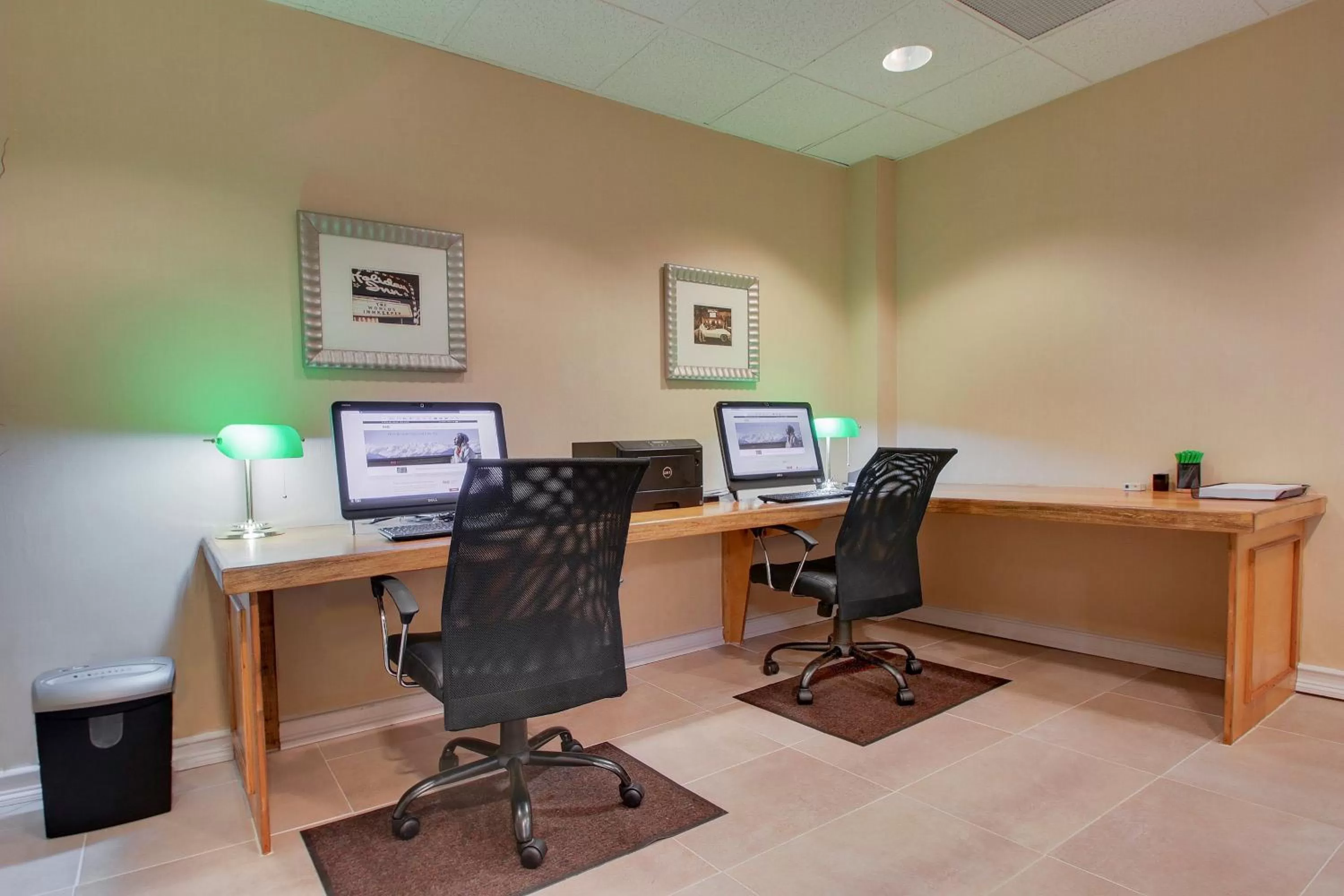 Other in Holiday Inn Westbury-Long Island by IHG