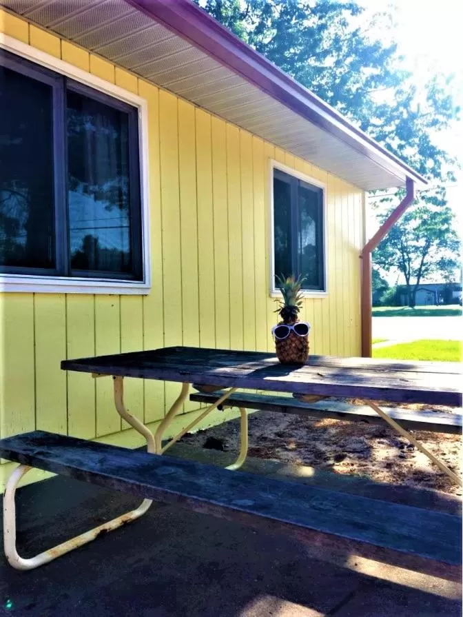 Property building in Gold Coast Family Cottages