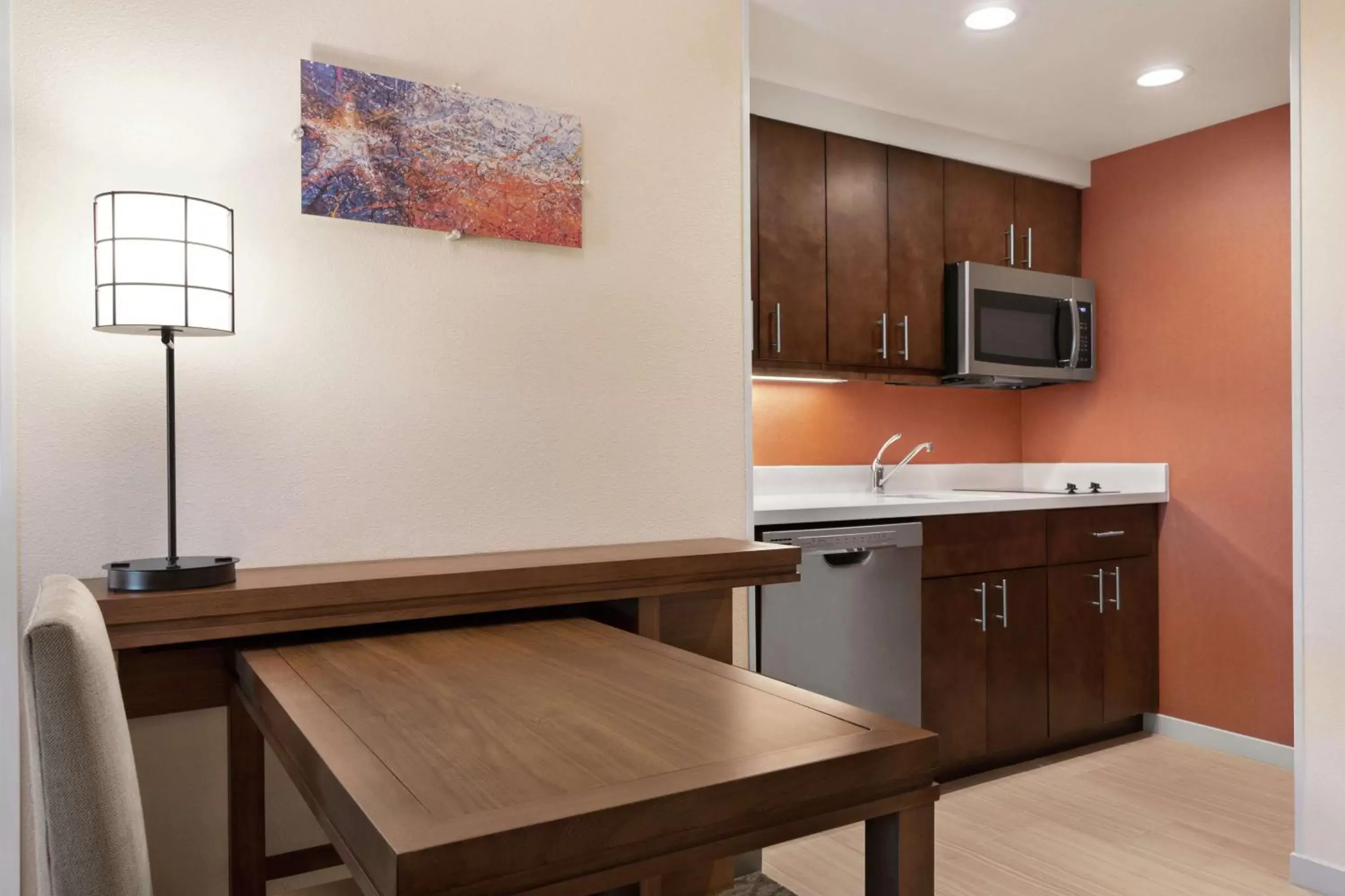 Queen Suite - Mobility/Hearing Accessible - Non-Smoking in Homewood Suites by Hilton Houston NW at Beltway 8 Queen Suite - Mobility/Hearing Accessible - Non-Smoking in Homewood Suites by Hilton Houston NW at Beltway 8