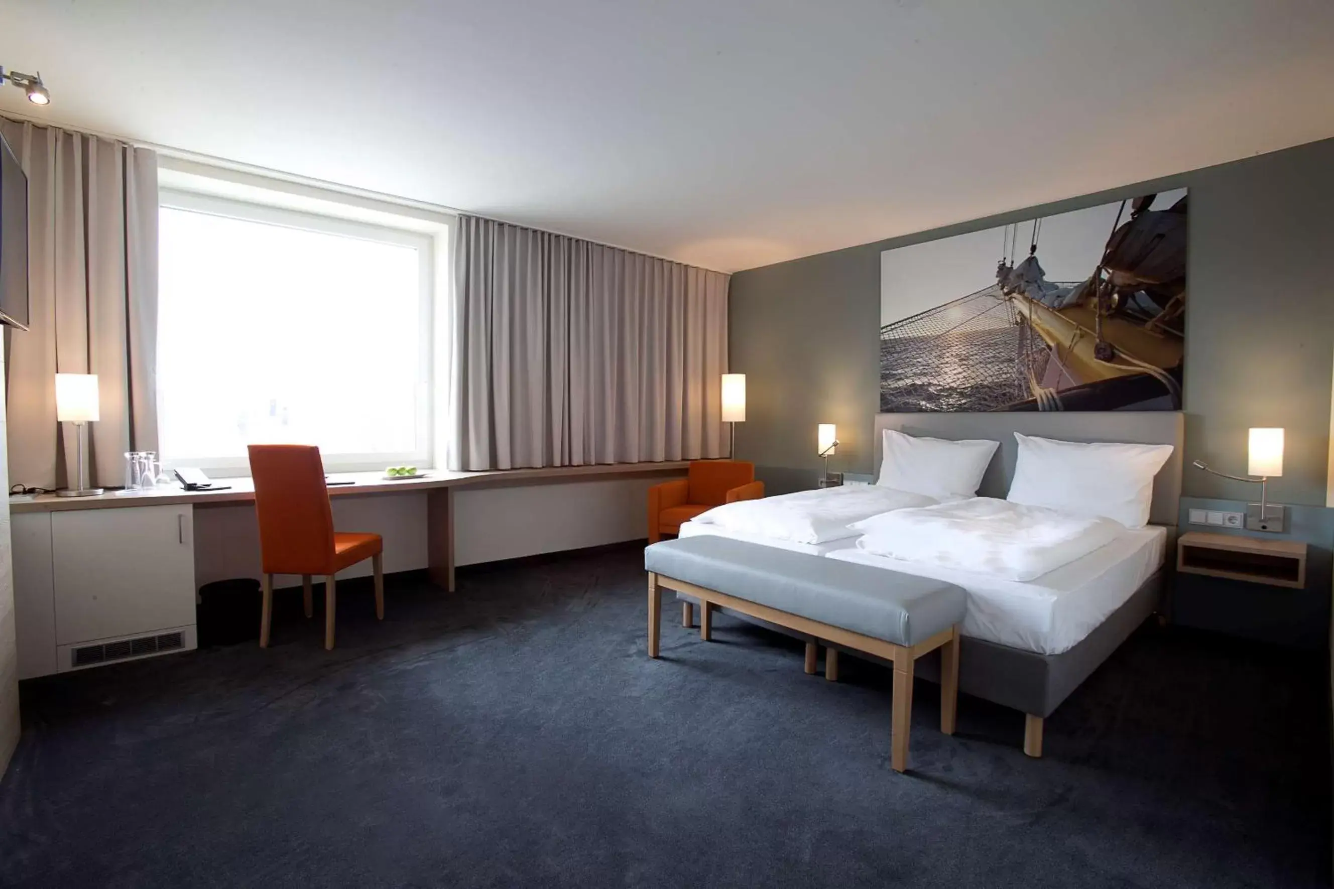 Business Double Room in Nordsee Hotel City Business Double Room in Nordsee Hotel City