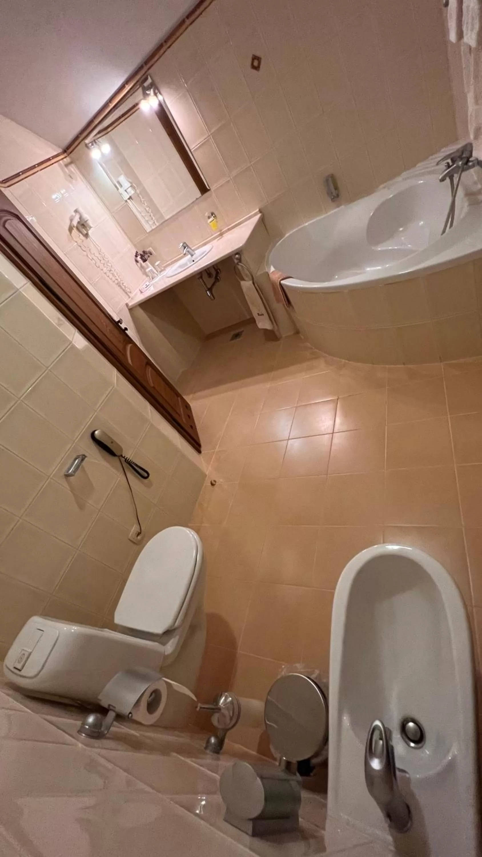 Toilet in Hotel Complex Bahus