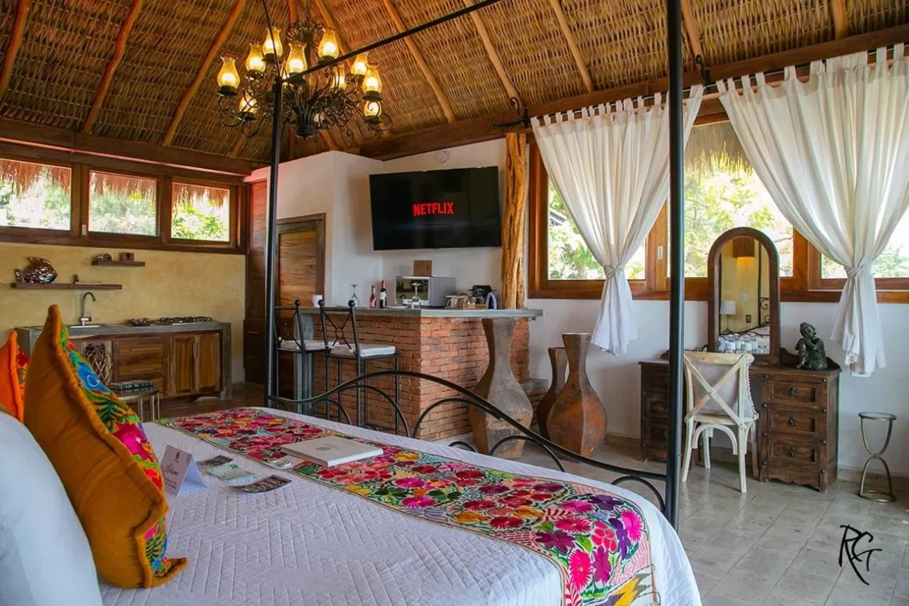 Suite Palapa Lake View in Casa Miura Hotel Boutique