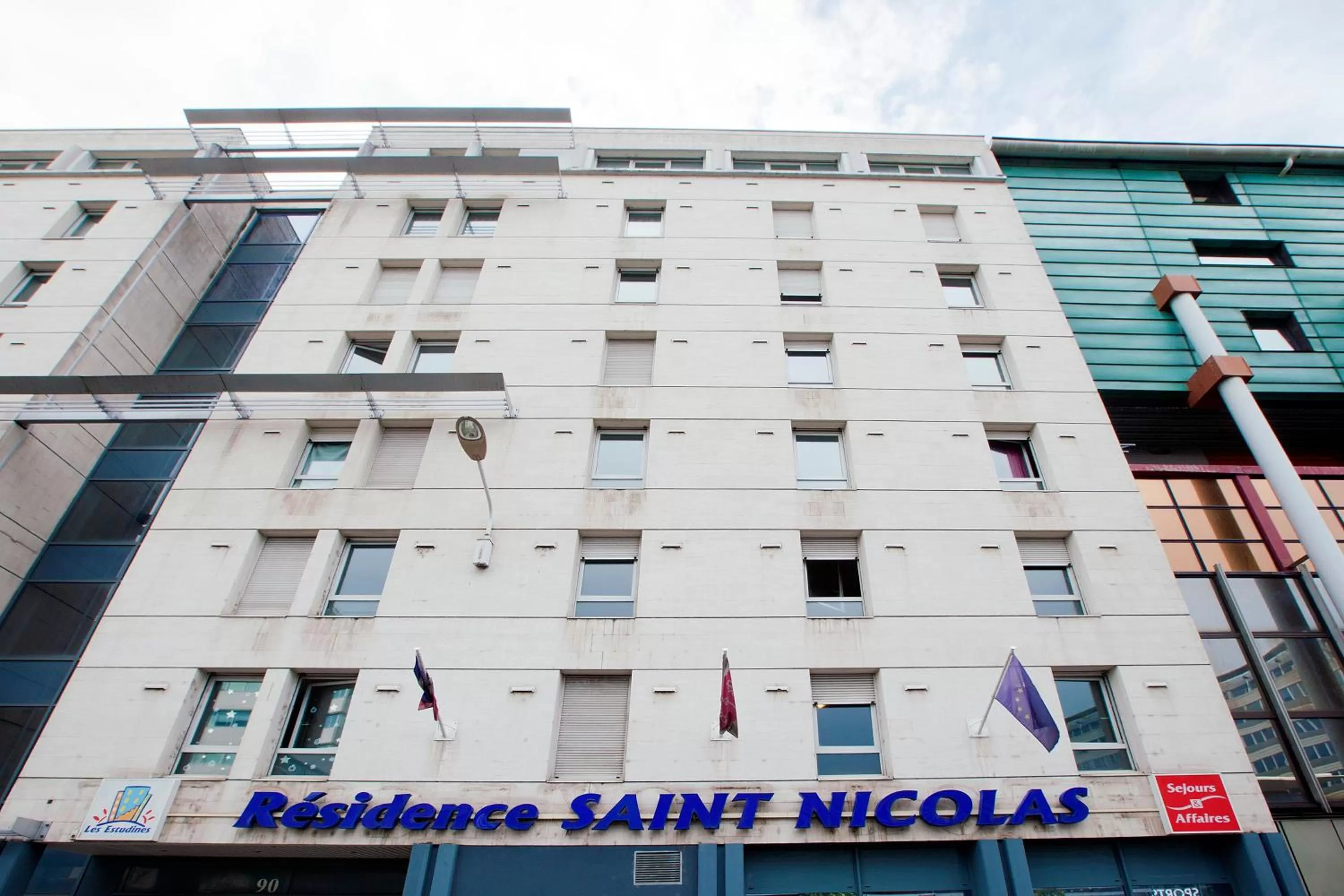 Facade/entrance in Séjours & Affaires Lyon Saint-Nicolas