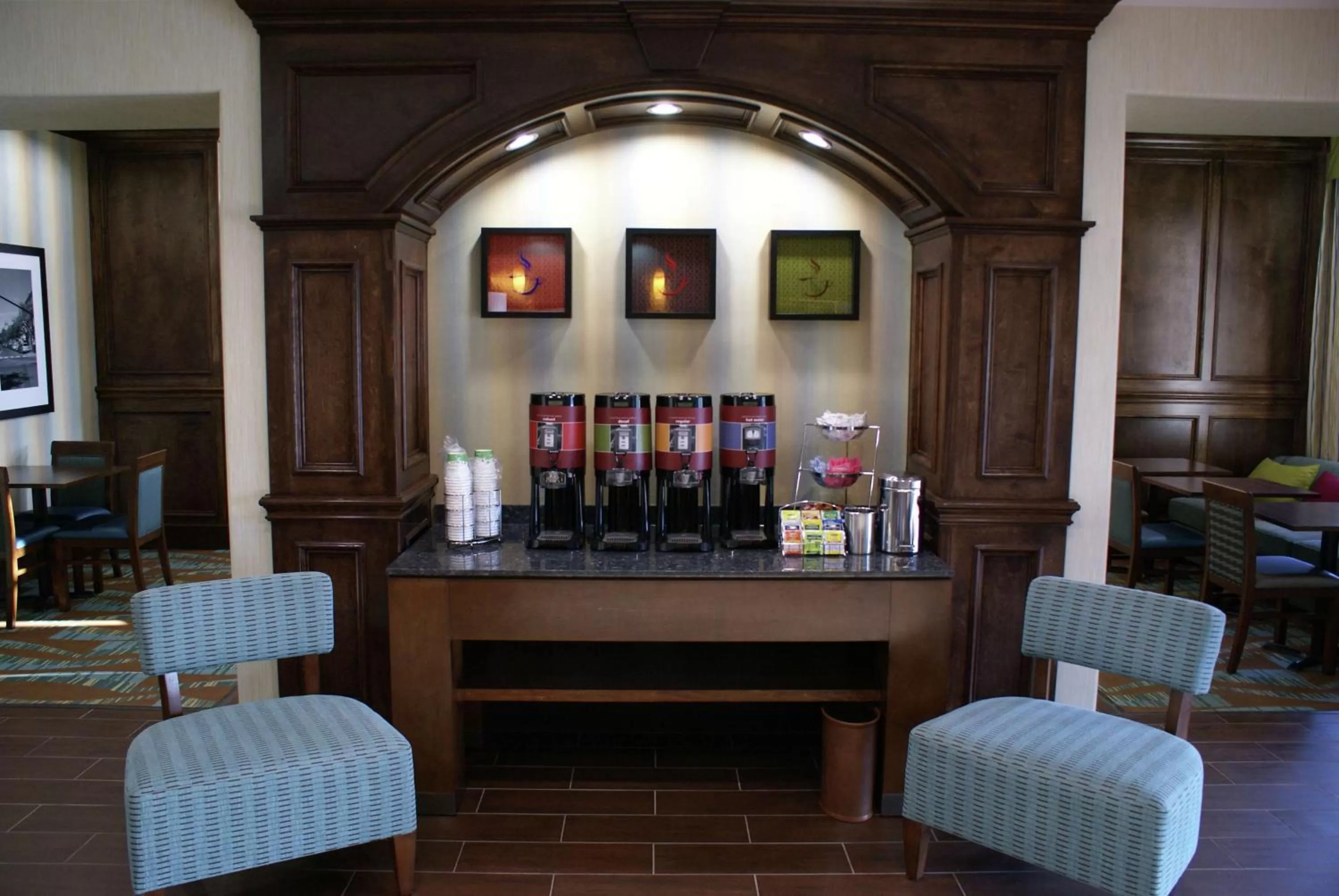 Lobby or reception in Hampton Inn & Suites Center