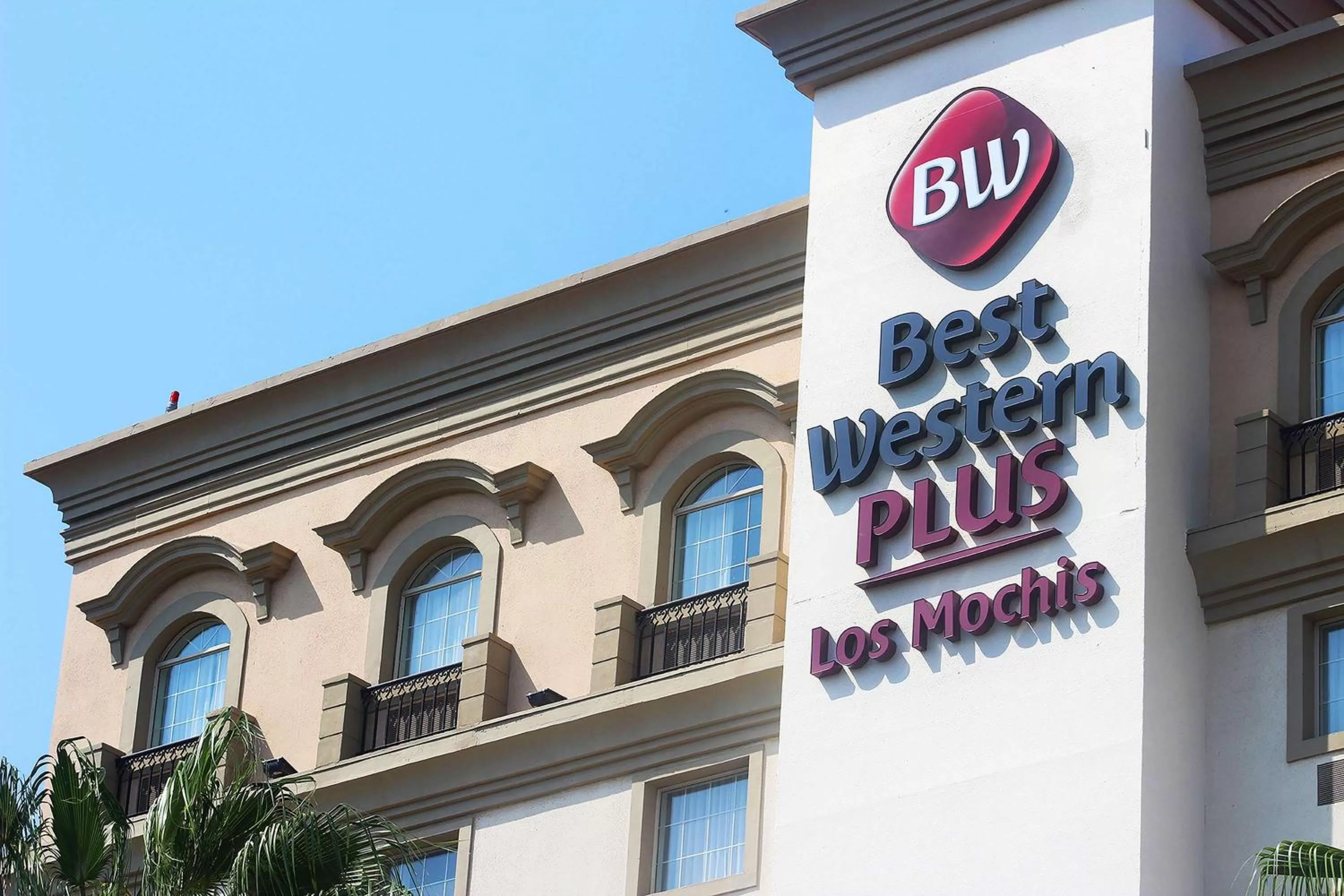 Property building in Best Western PLUS Los Mochis