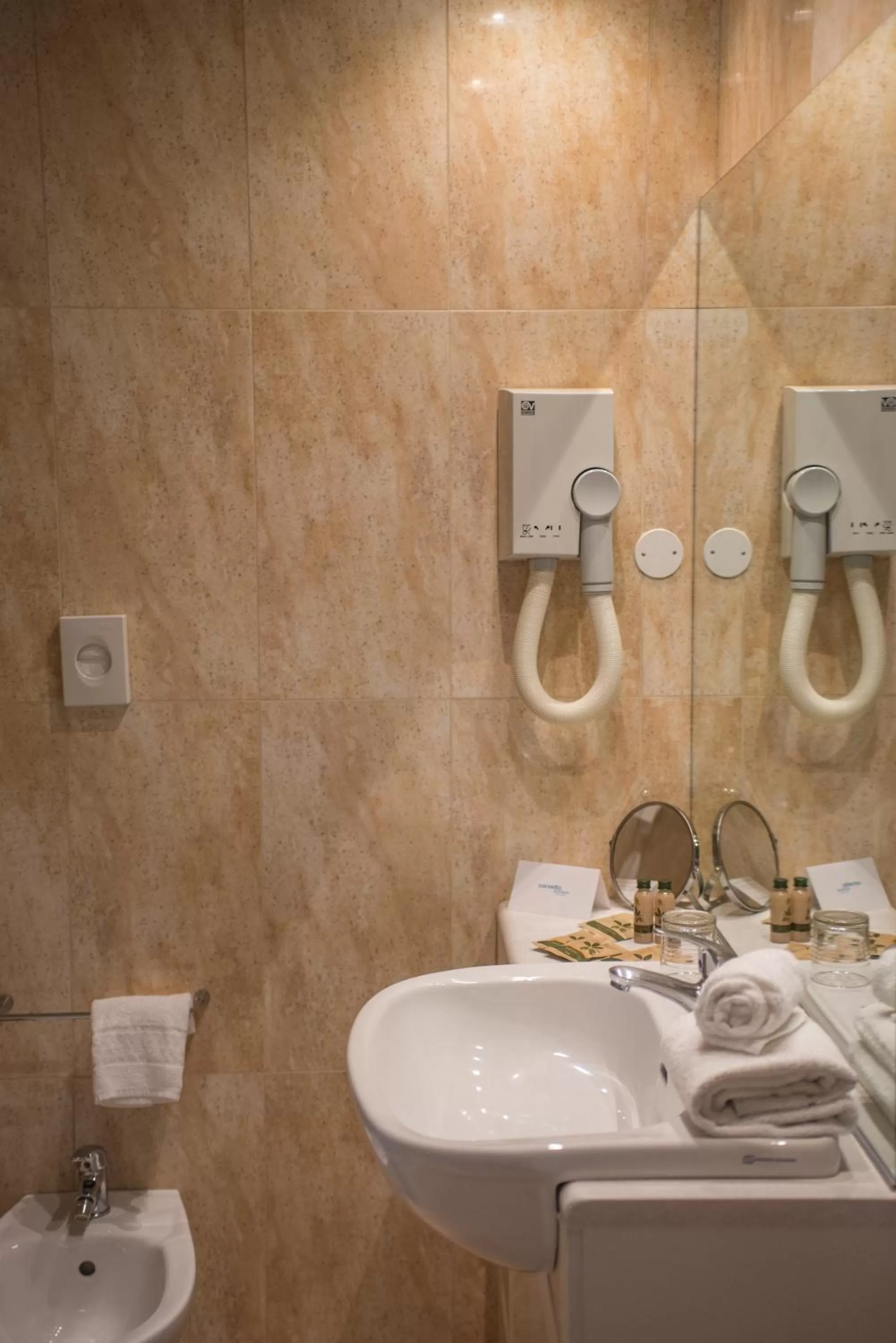 Shower, Bathroom in Corvetto Residence Porto Di Mare