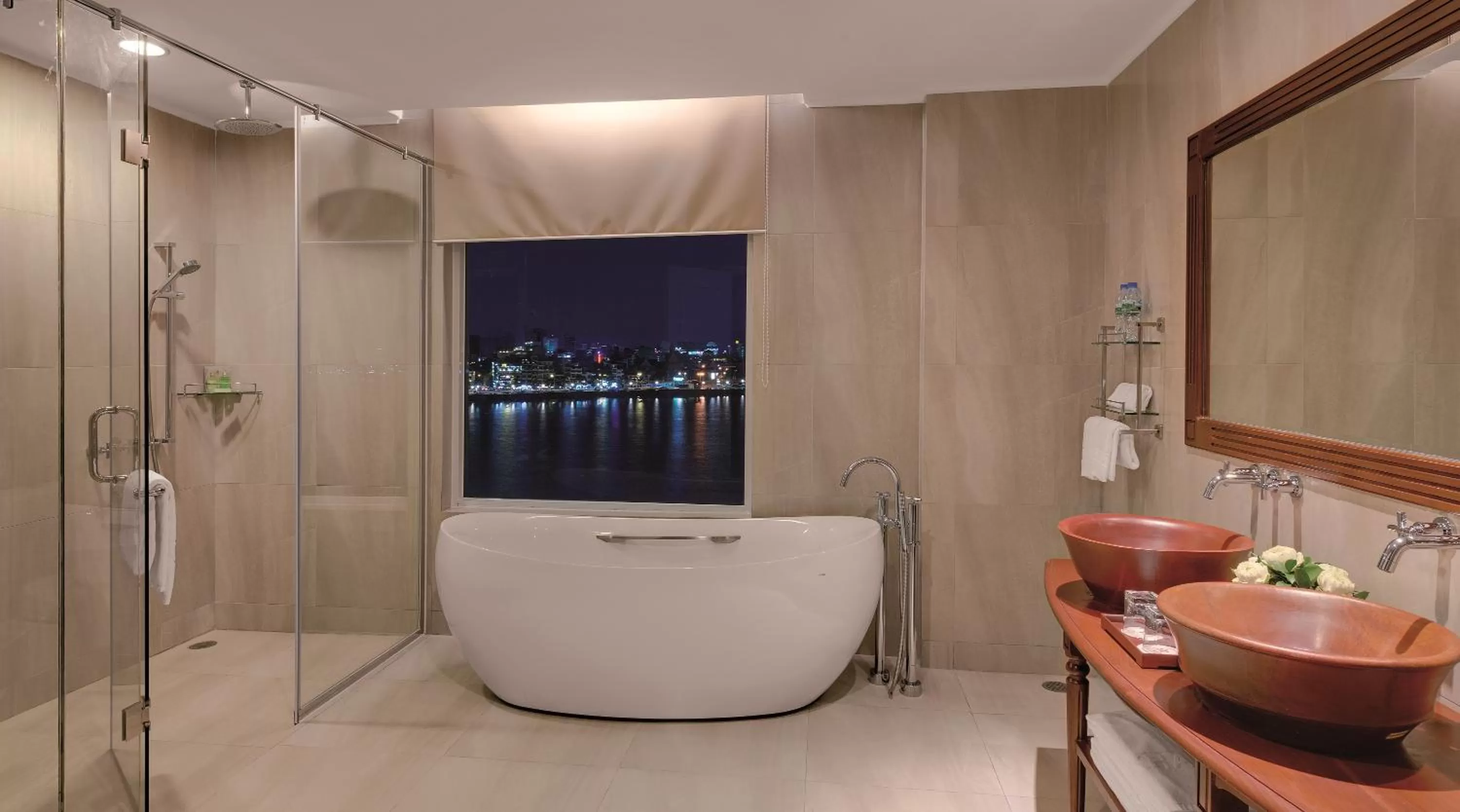 Bathroom in Sokha Phnom Penh Hotel