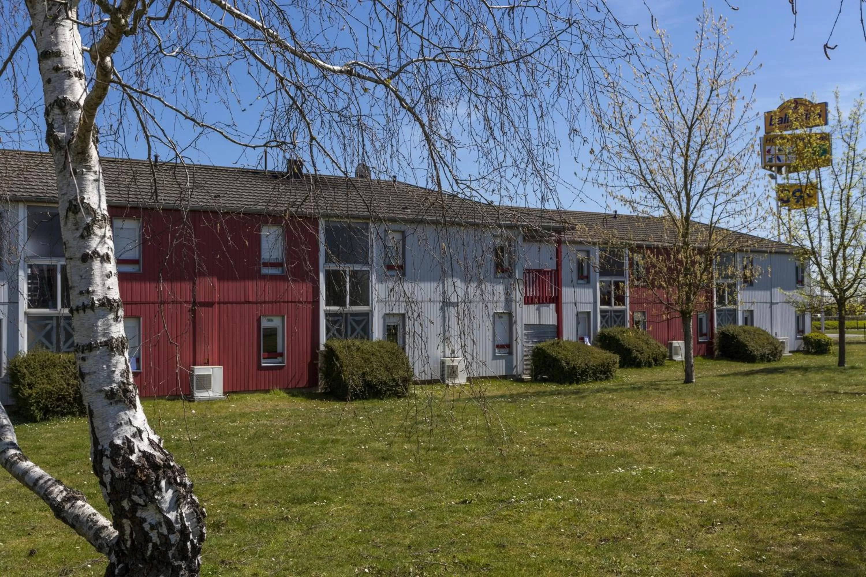 Property building in initial by balladins Blois