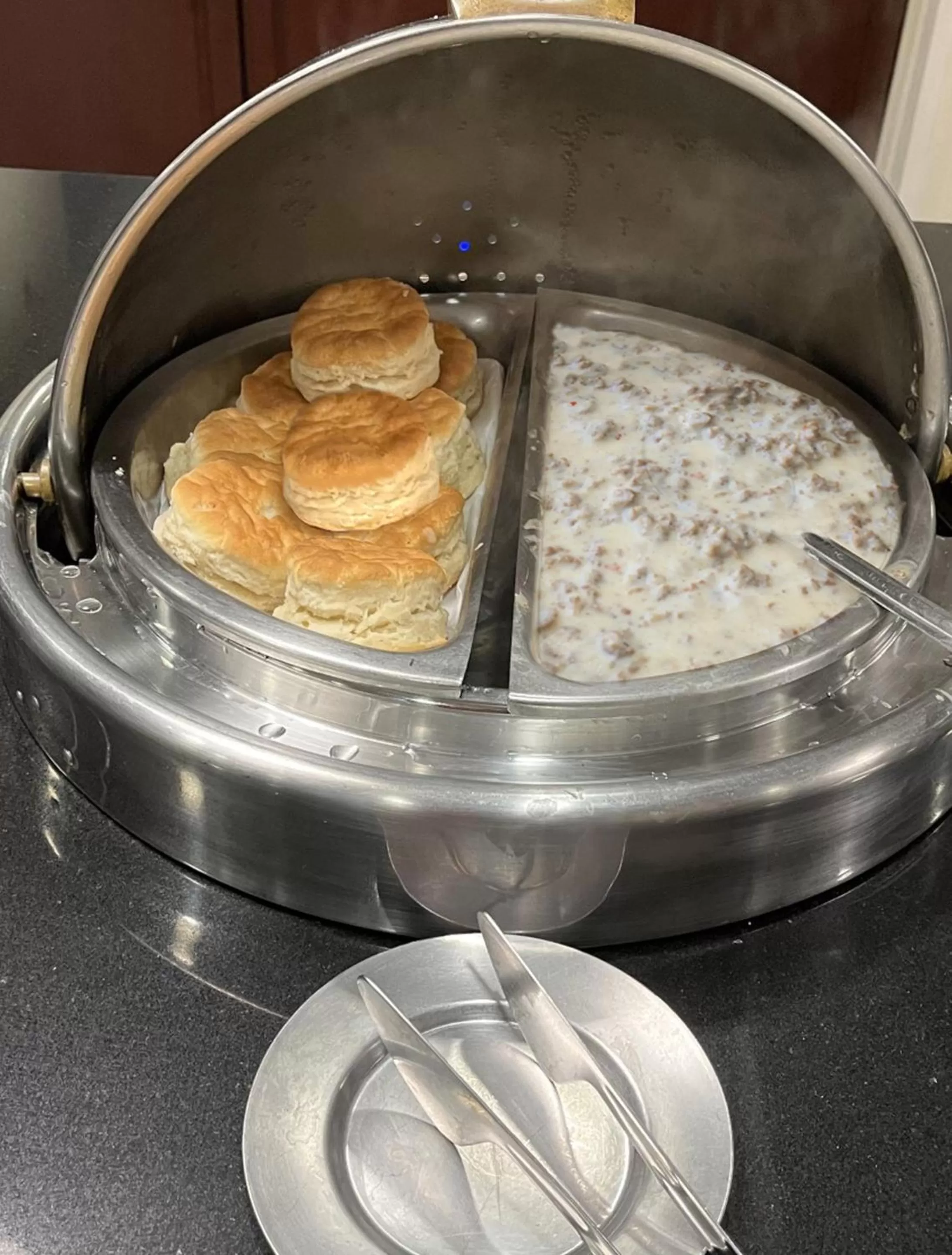 Breakfast in Hotel Lotus Kansas City Stadium