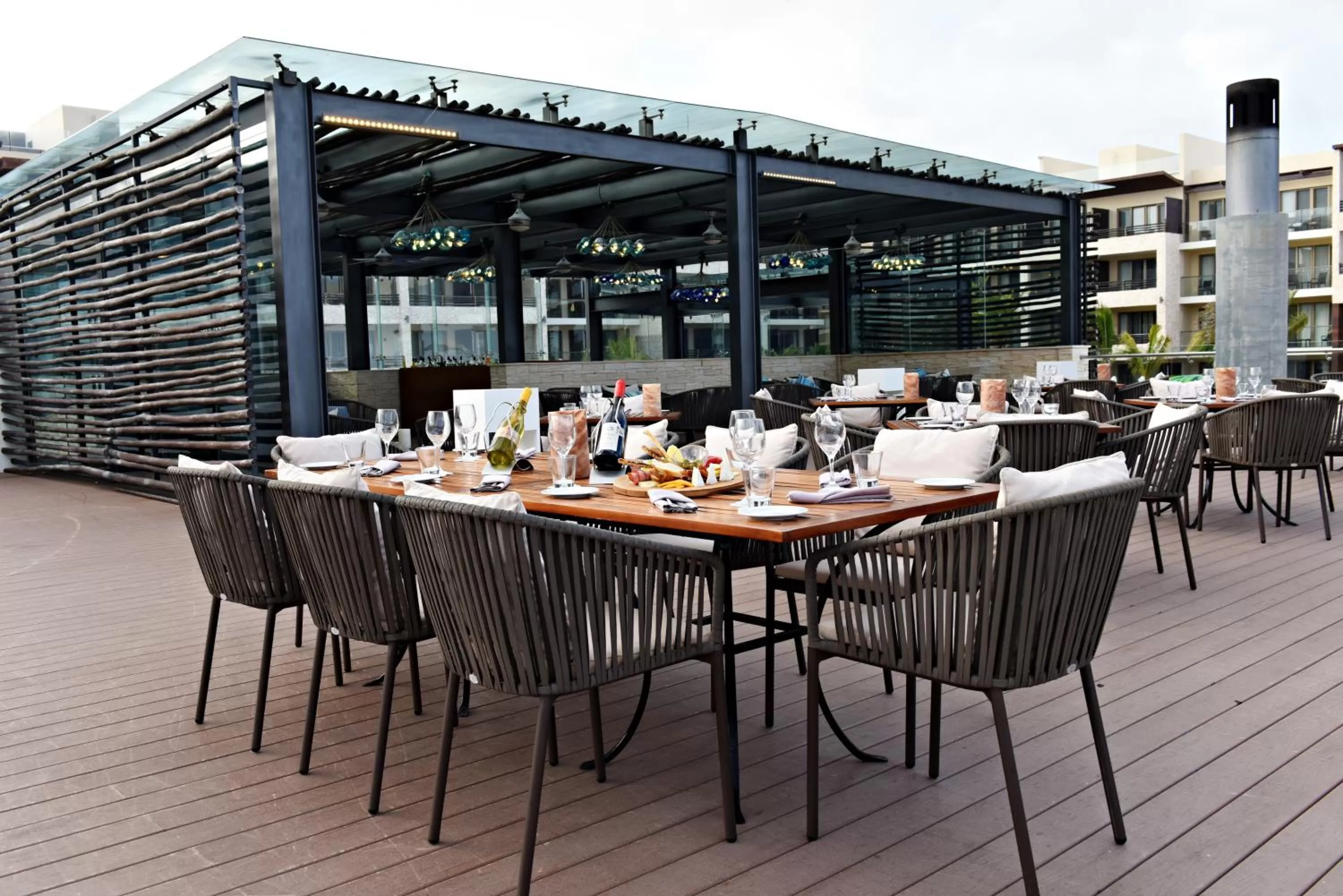 Restaurant/places to eat in Royalton Riviera Cancun, An Autograph Collection All-Inclusive Resort & Casino