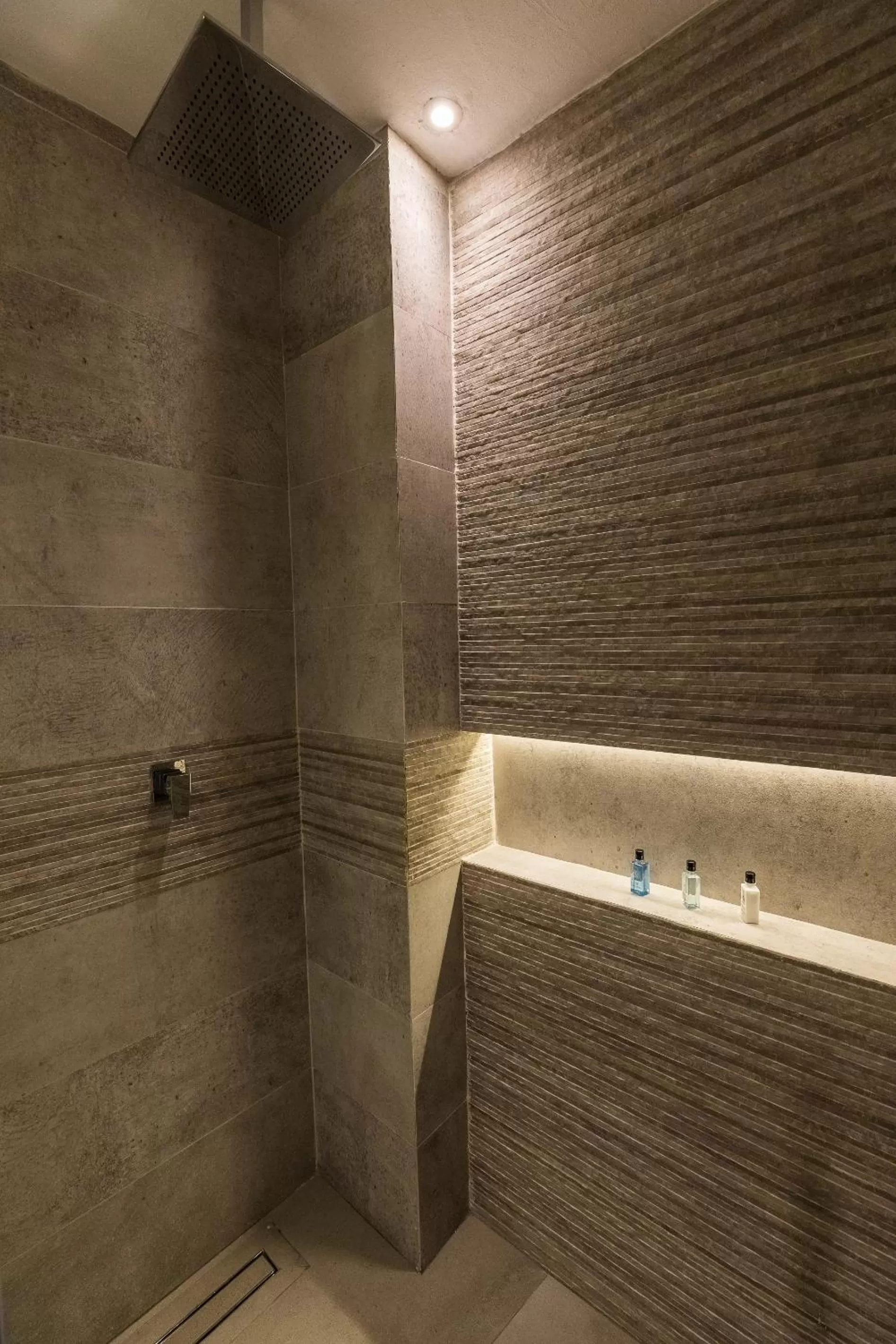 Shower in Casa Naila Hotel Boutique