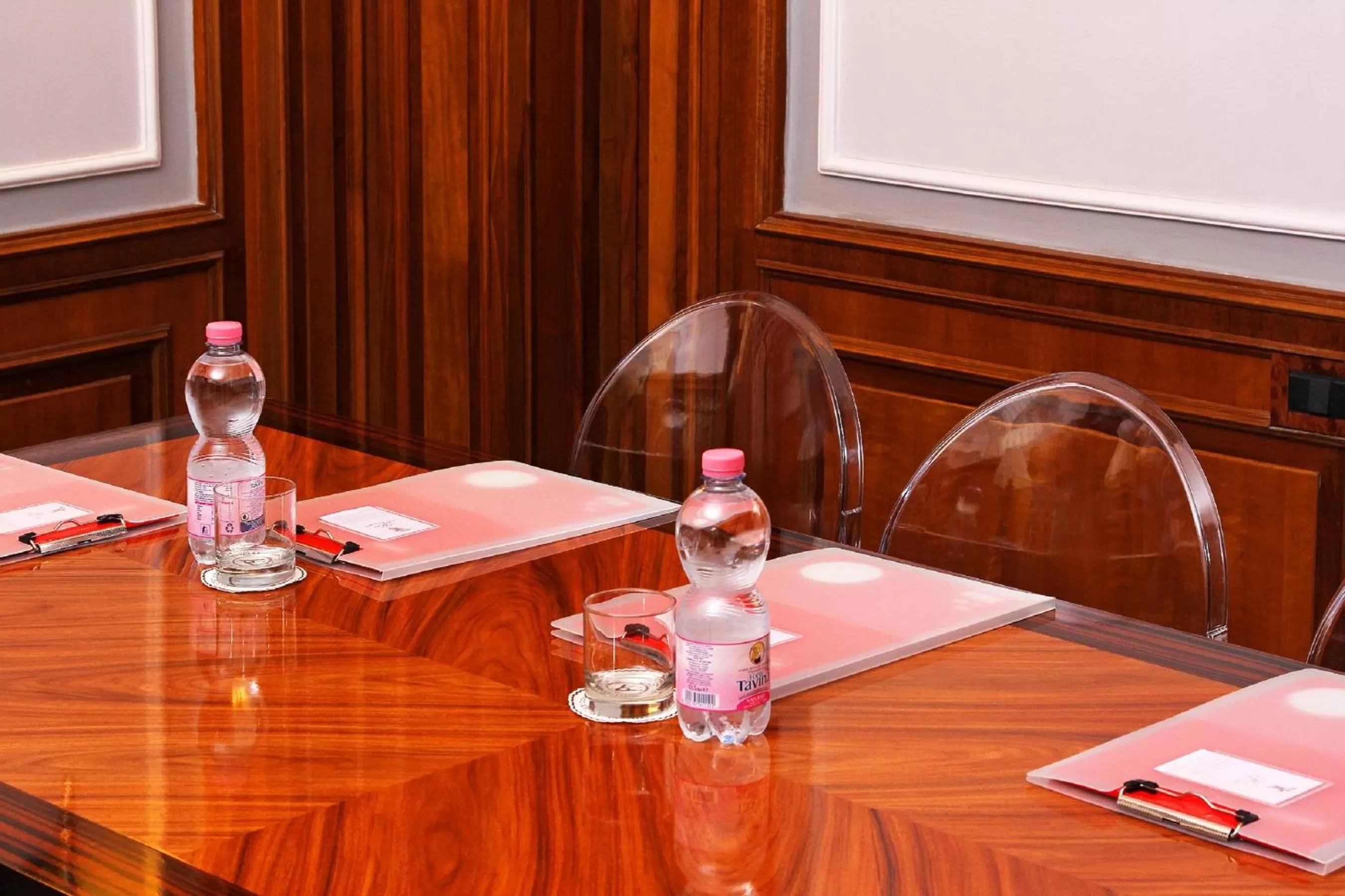 Business facilities in Hotel Arcangelo