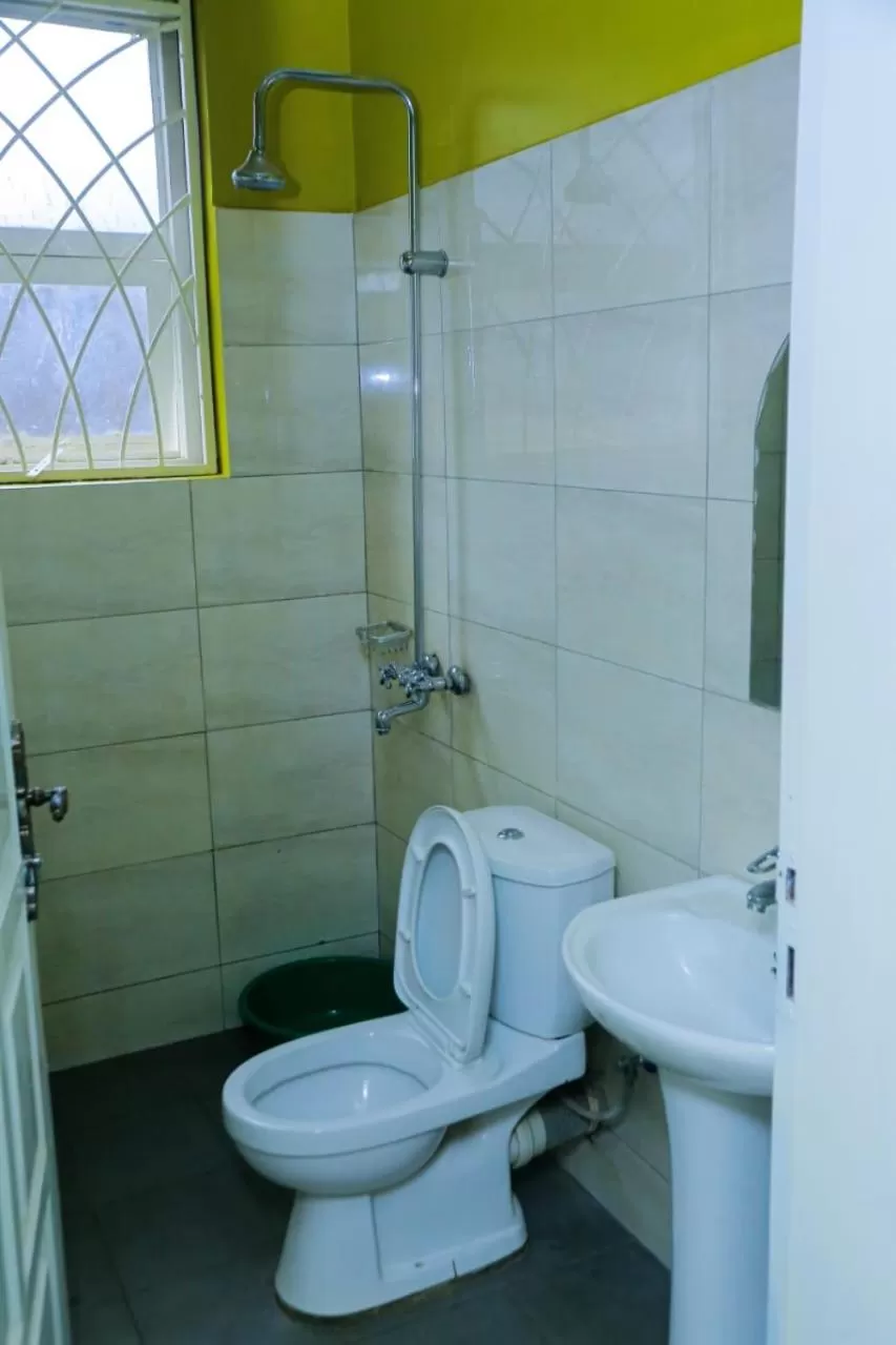 Bathroom in Karibu Namugongo