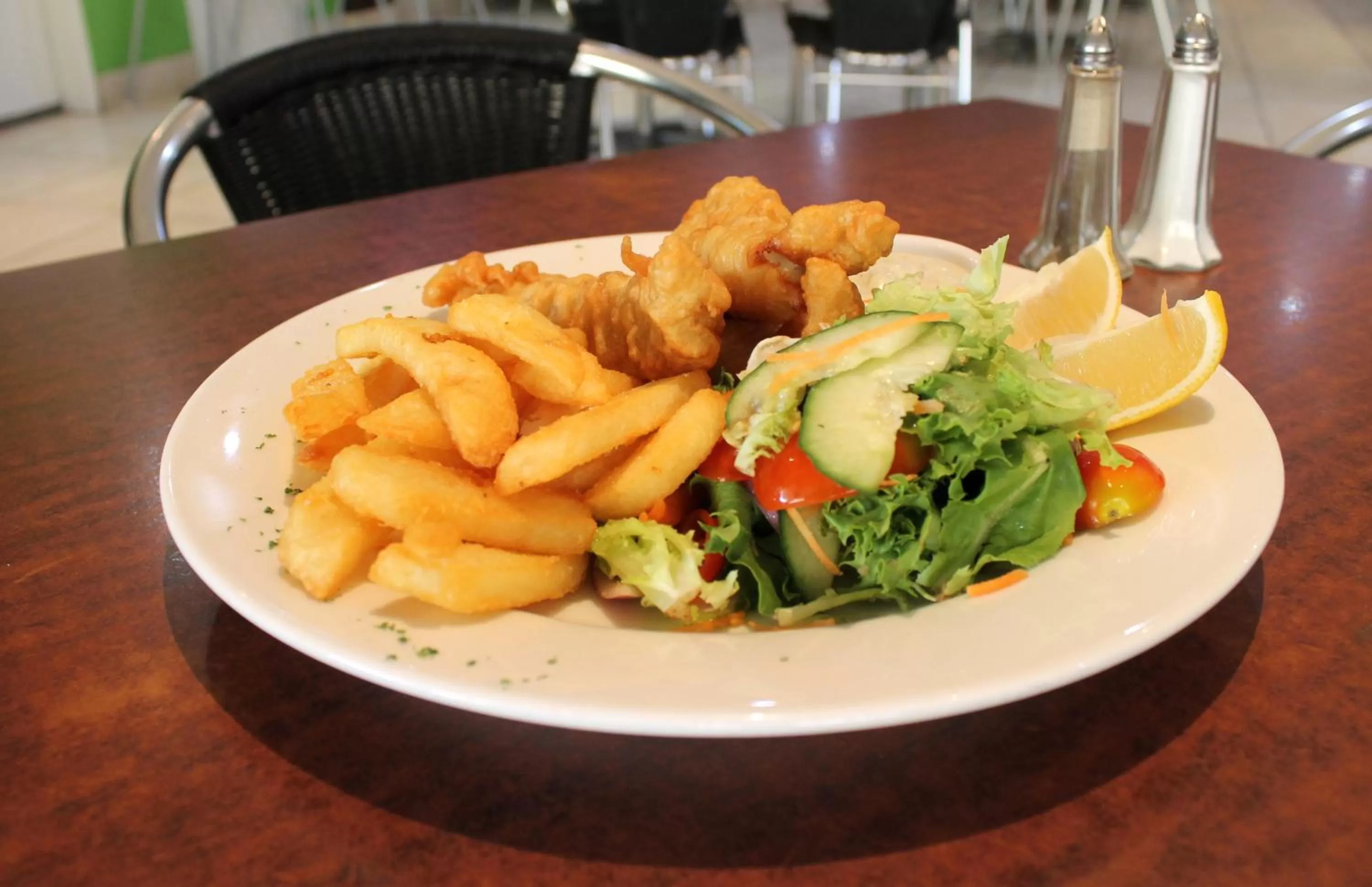 Restaurant/places to eat in Rocky Glen Hotel Motel Gladstone