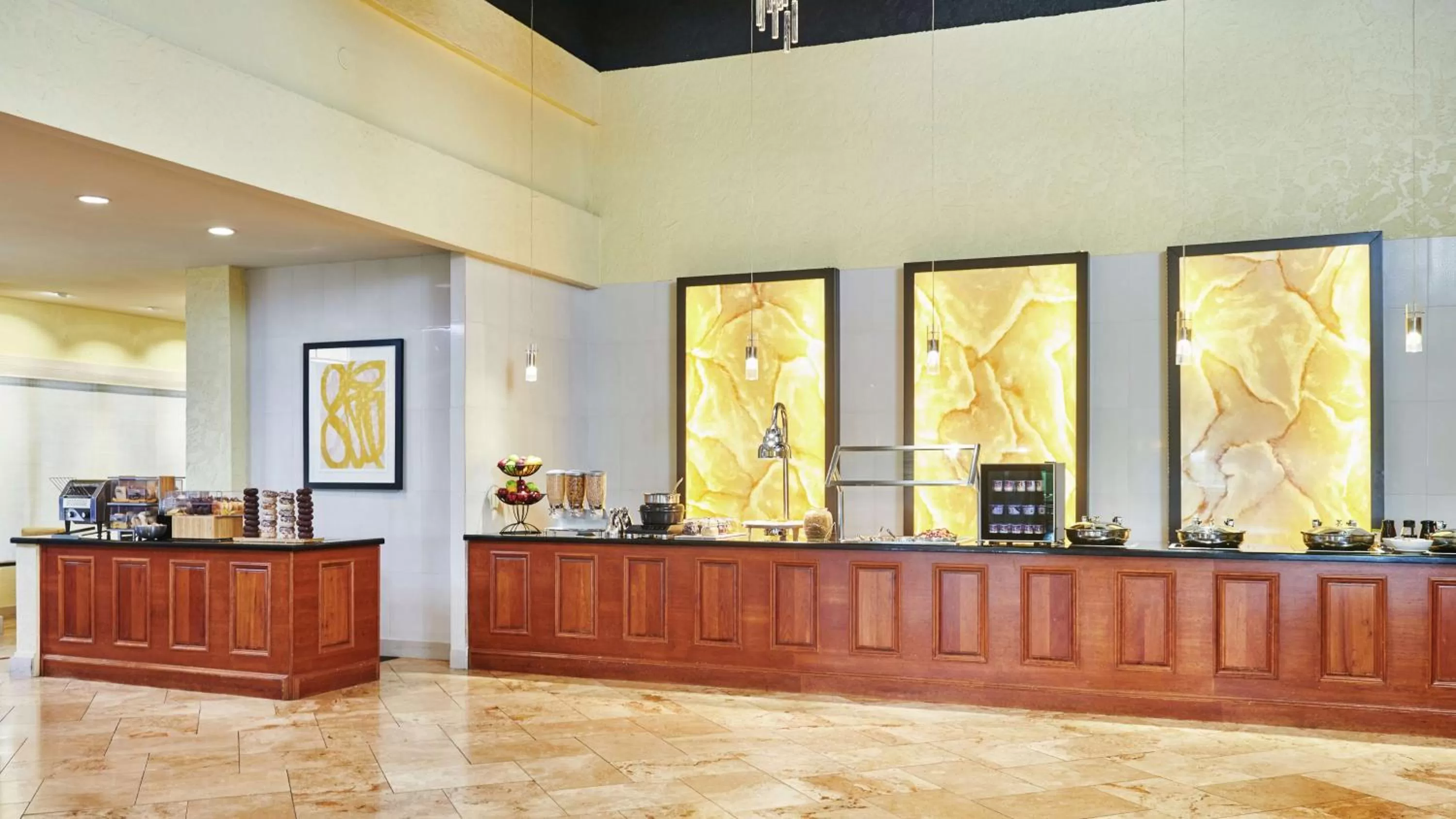 Breakfast in DoubleTree by Hilton Hotel Salt Lake City Airport