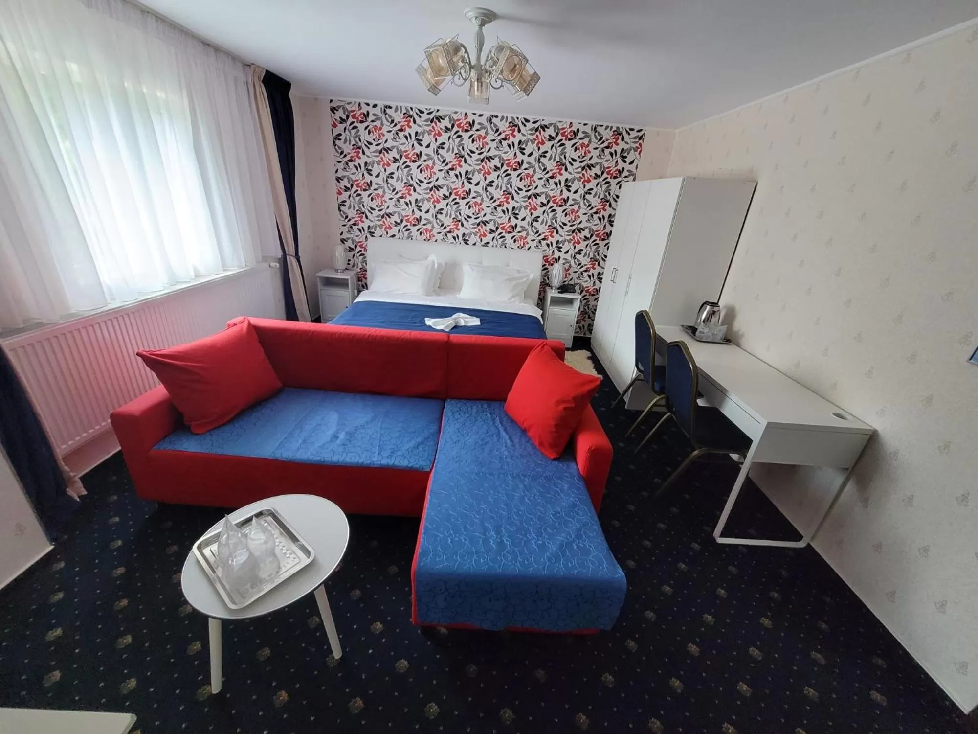 Photo of the whole room, Bed in Hotel Green Palace