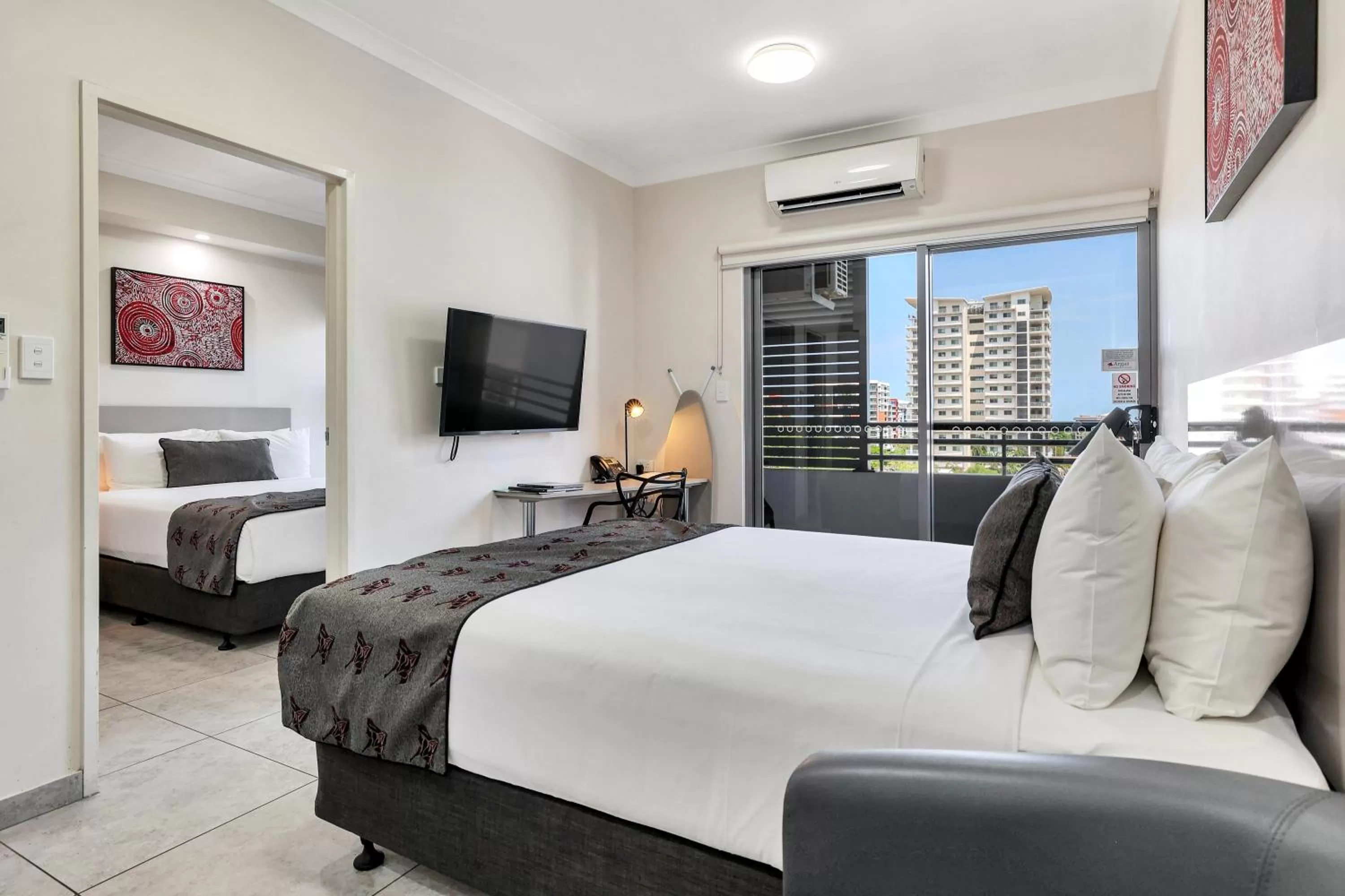 Bedroom, Bed in Argus Hotel Darwin