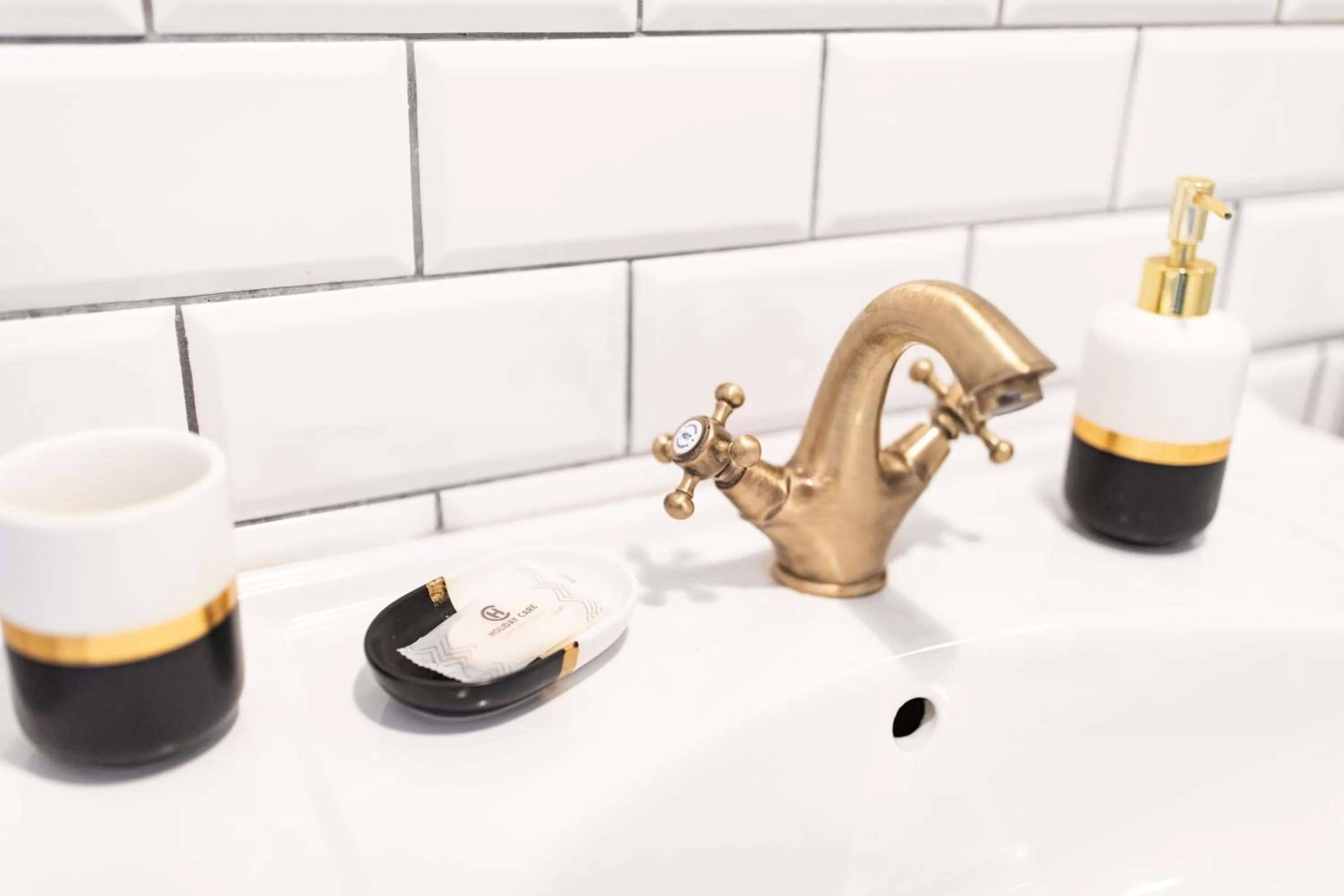 Decorative detail, Bathroom in ALBERT RESIDENCE with PARKING