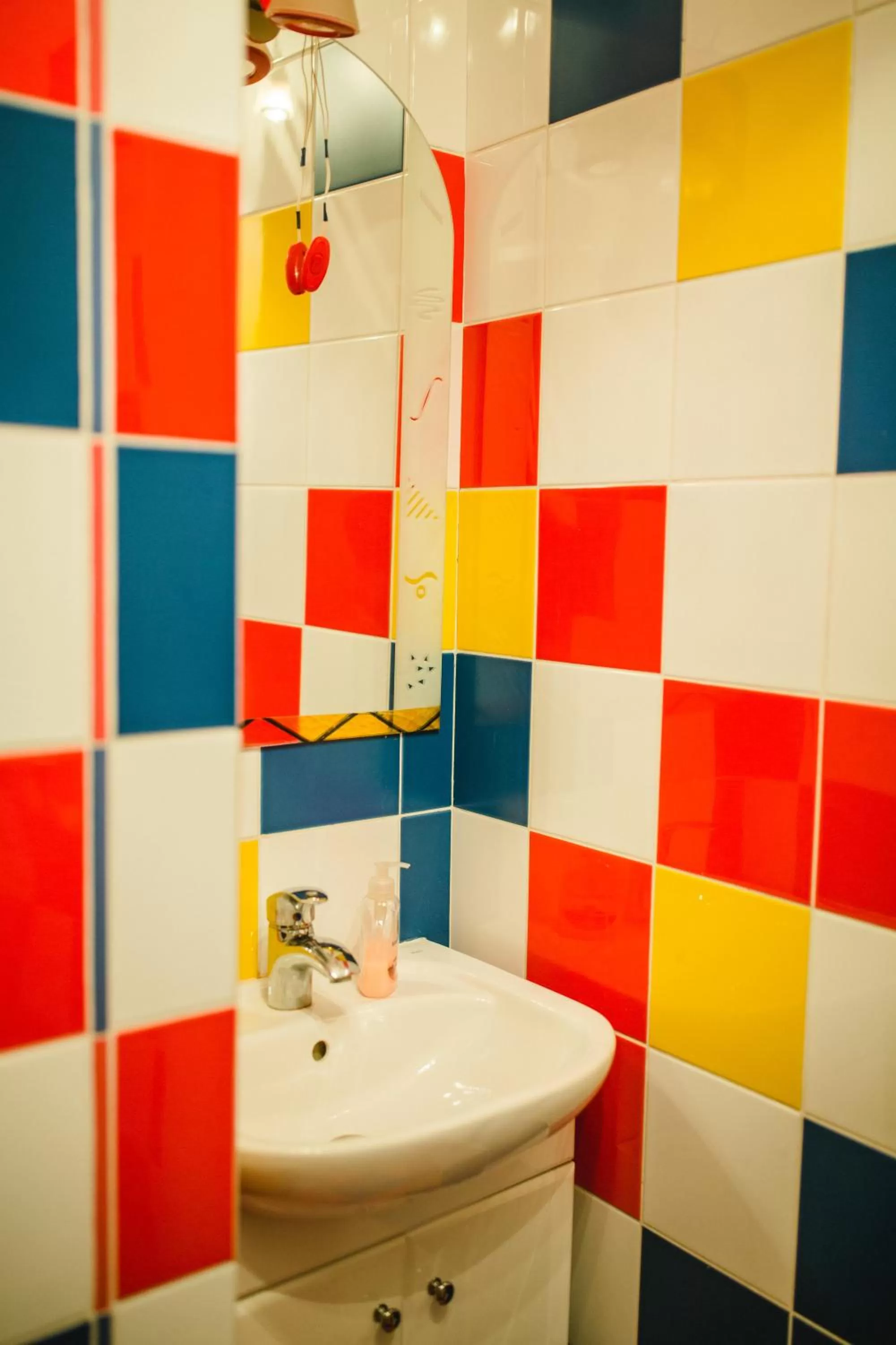 Bathroom in Kolyba Opryshkiv