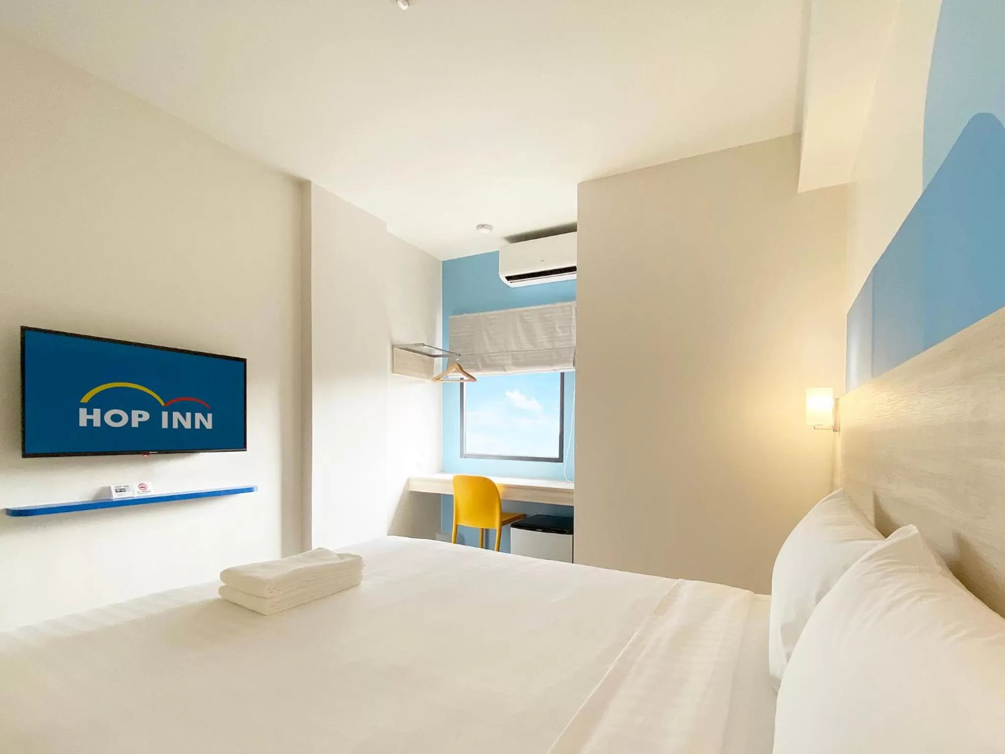 Bedroom, Bed in HOP INN Bangkok Krung Thonburi Station