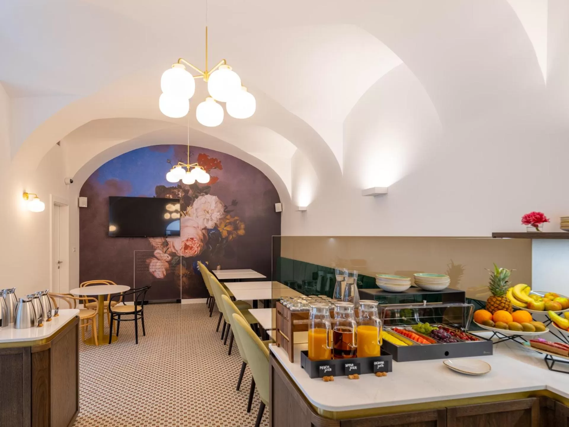 Buffet breakfast in Hotel Heritage