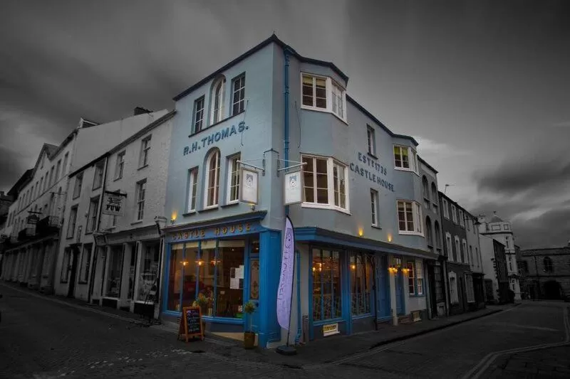 Property building in Ty Castell