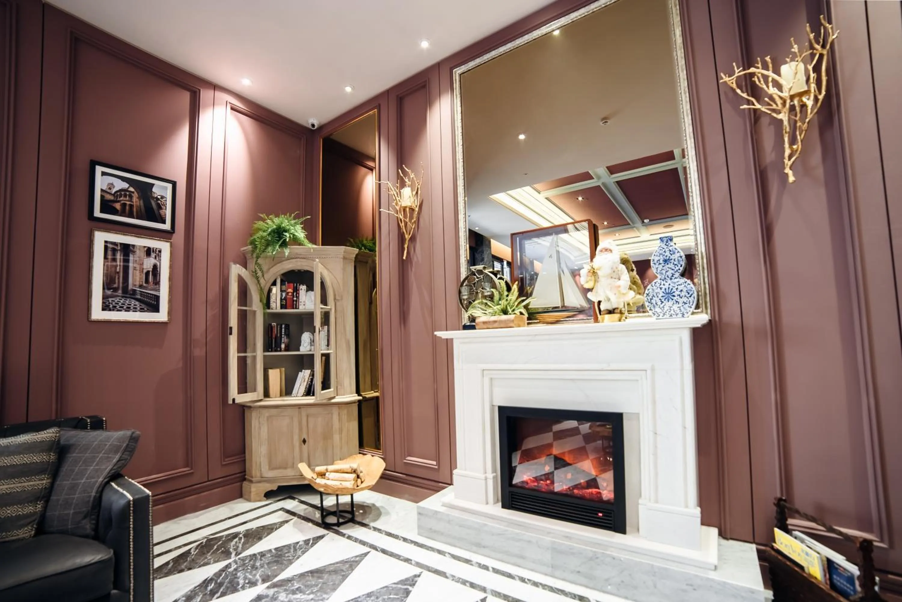 Lobby or reception in Just Palace Hotel