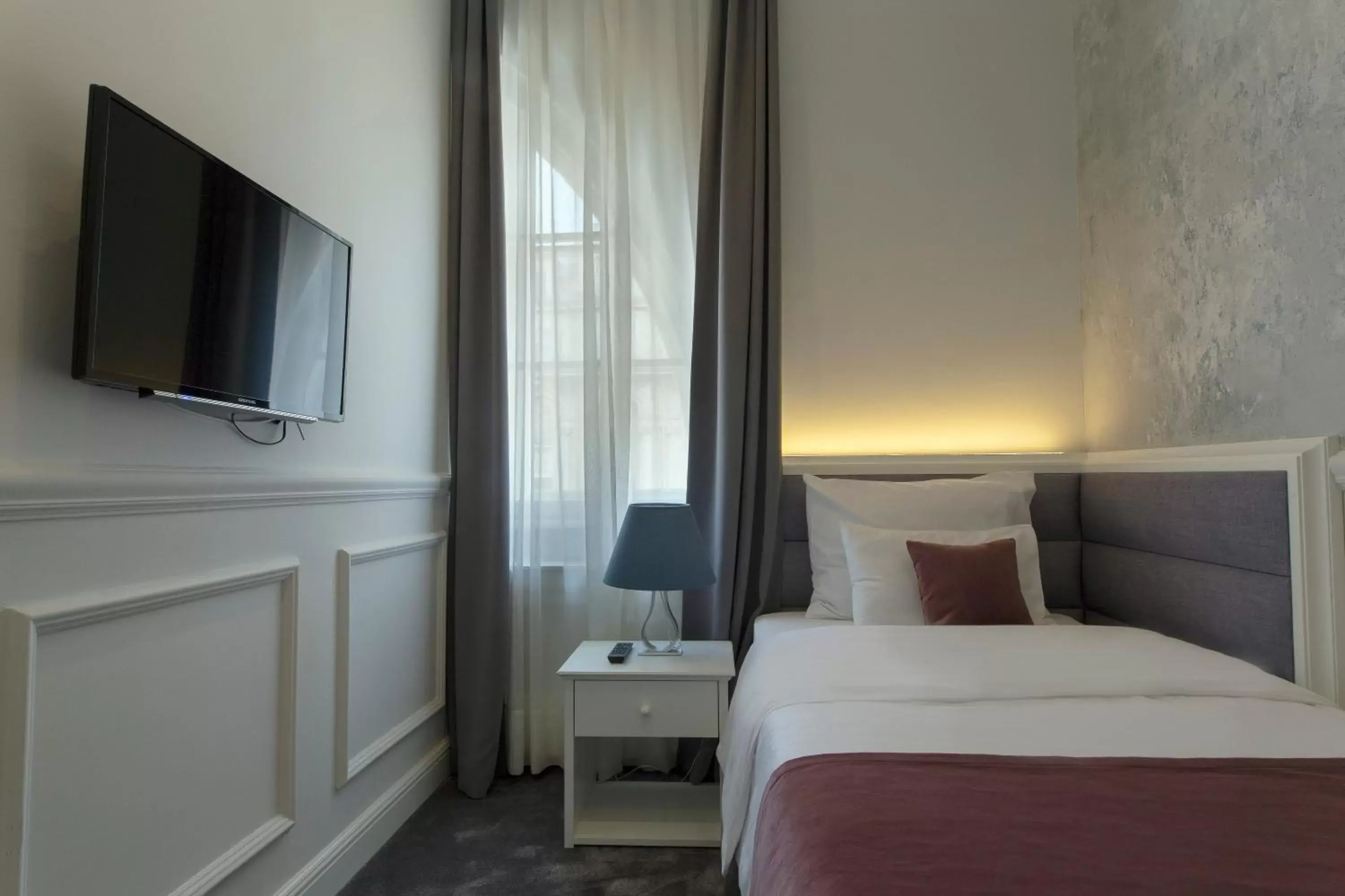 Standard Single Room with Free Parking in Public House Hotel Standard Single Room with Free Parking in Public House Hotel