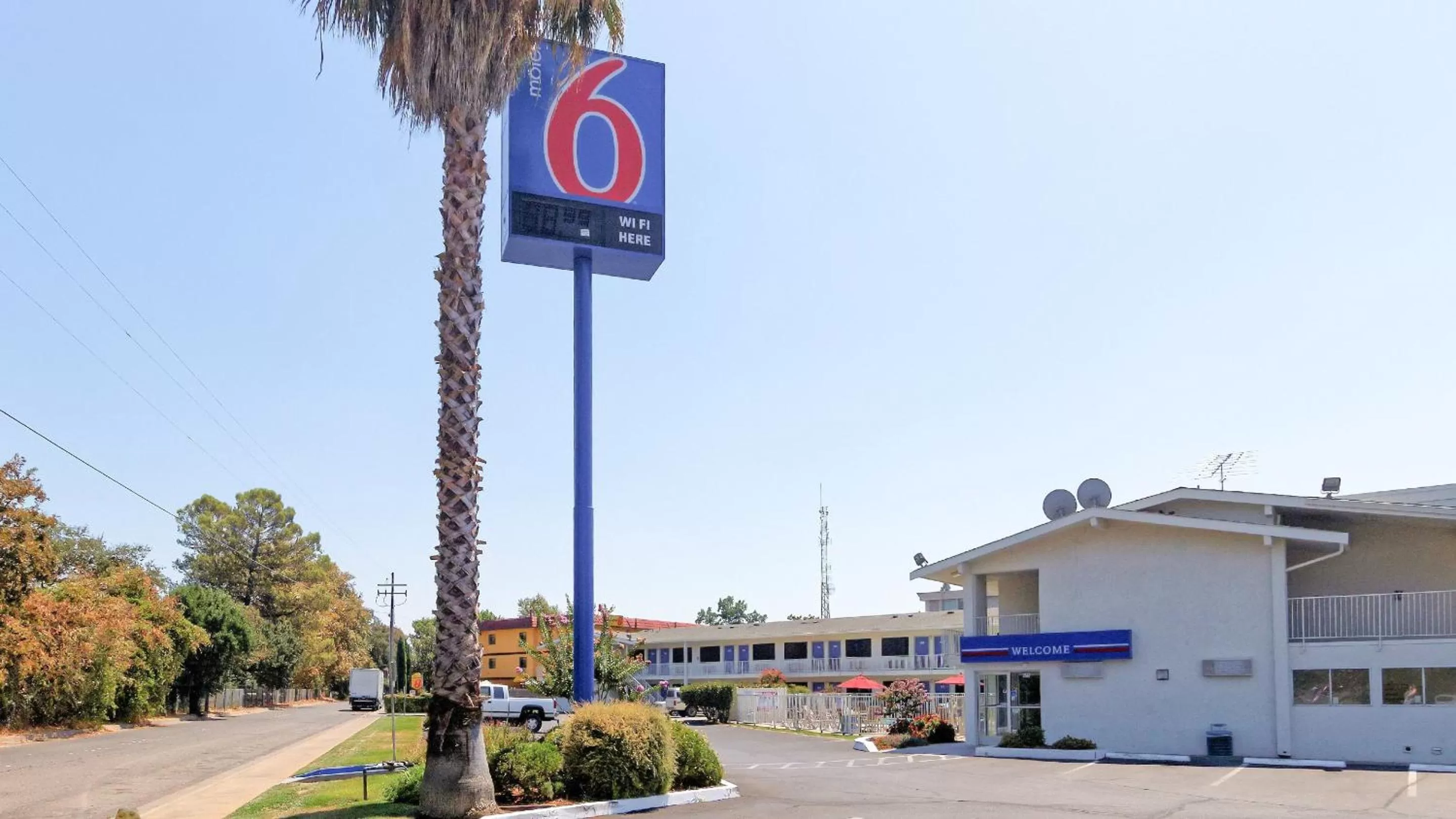 Property building in Motel 6-Chico, CA