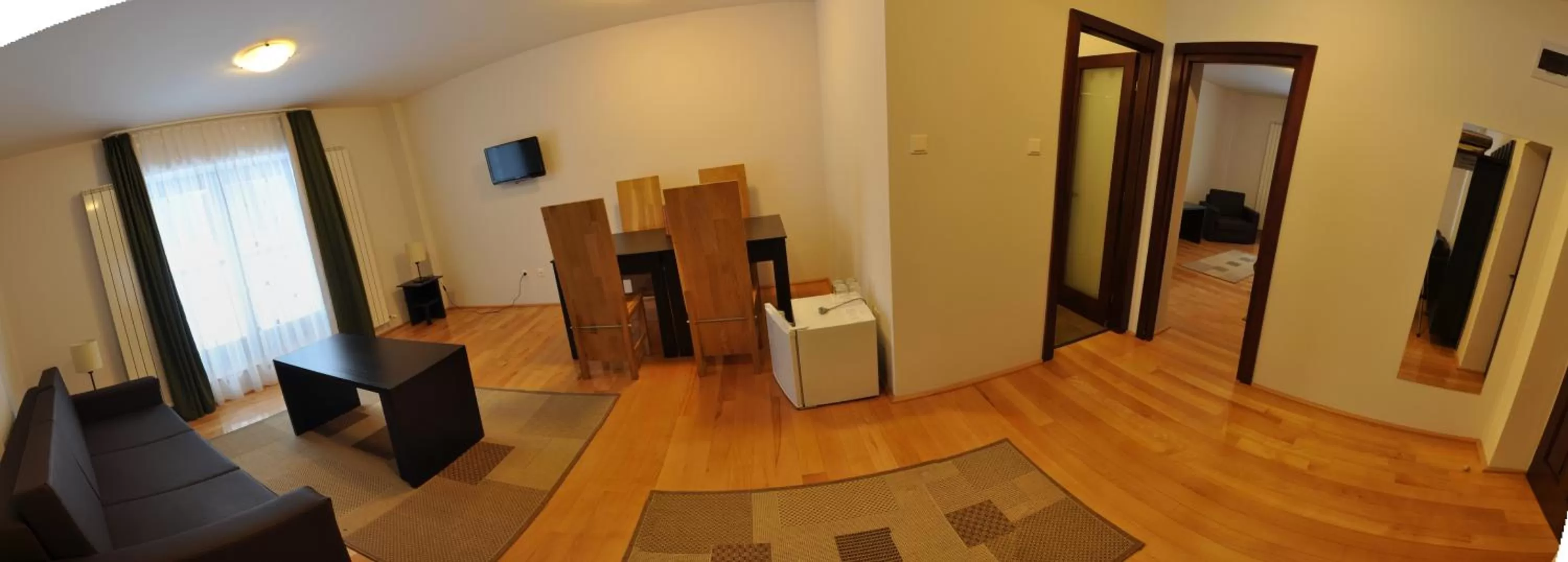 Photo of the whole room, Seating Area in Mountain-Rest Pension