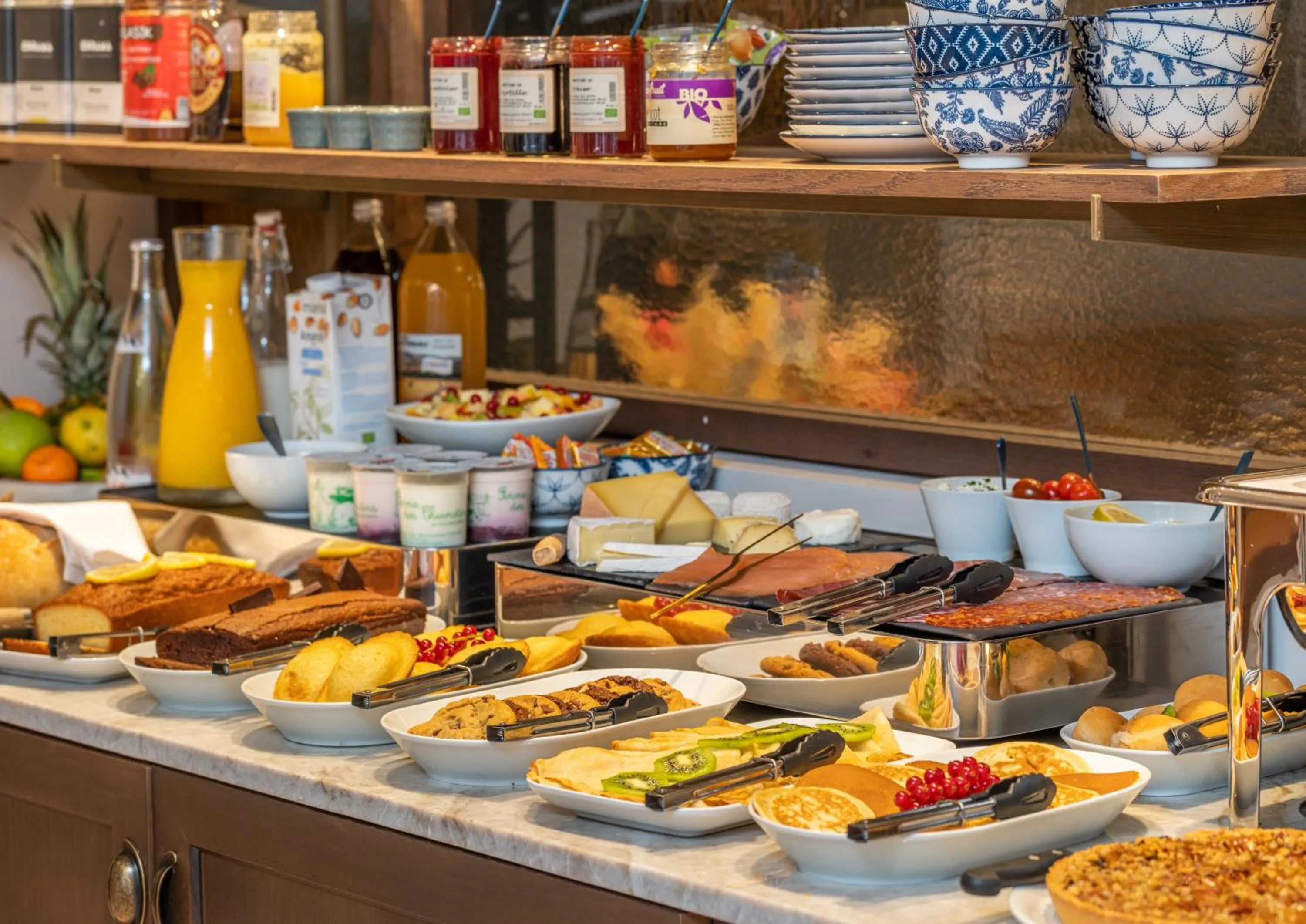 Breakfast in Hôtel Maison Lacassagne Lyon