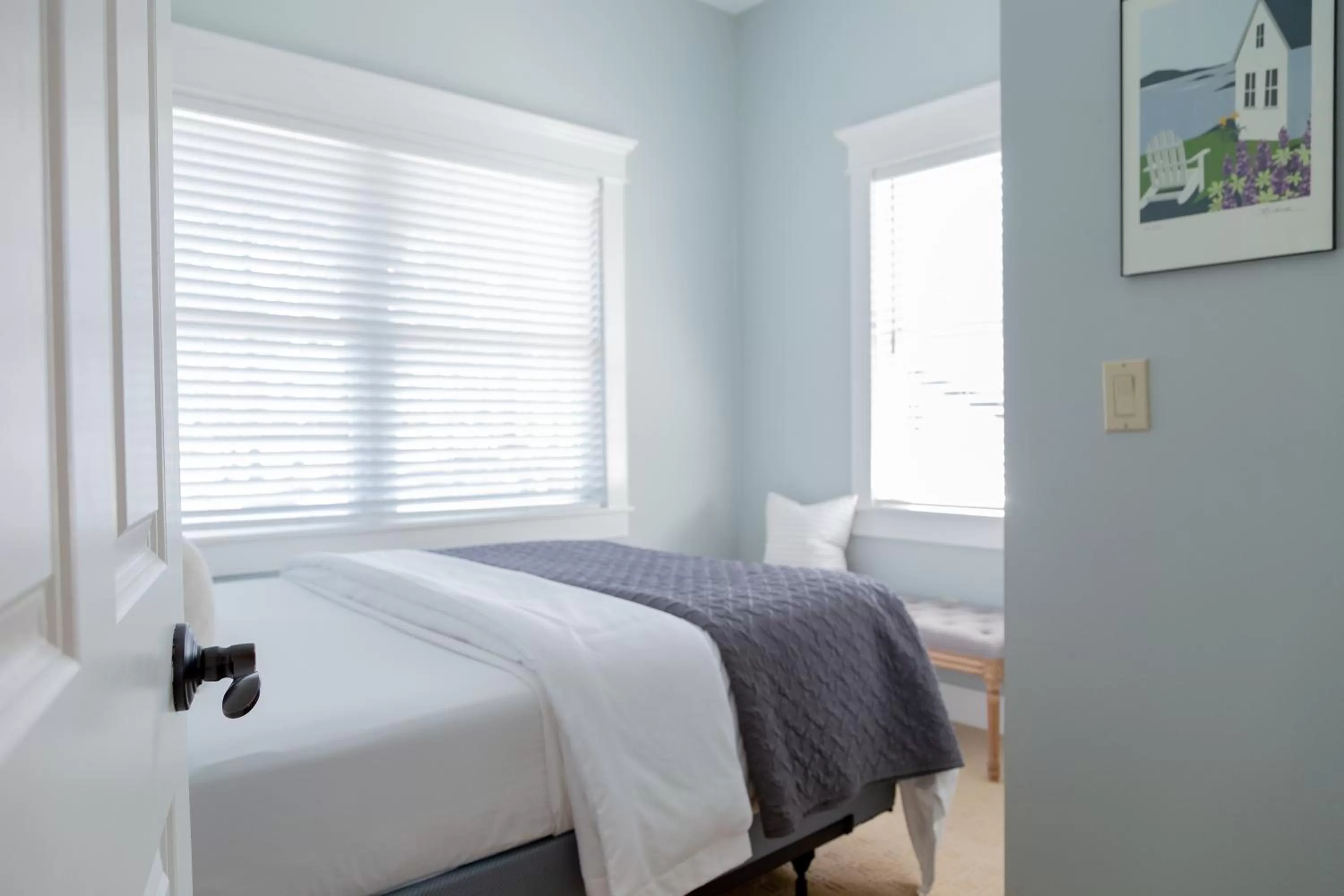 Bed in Sheepscot Harbour Village Resort