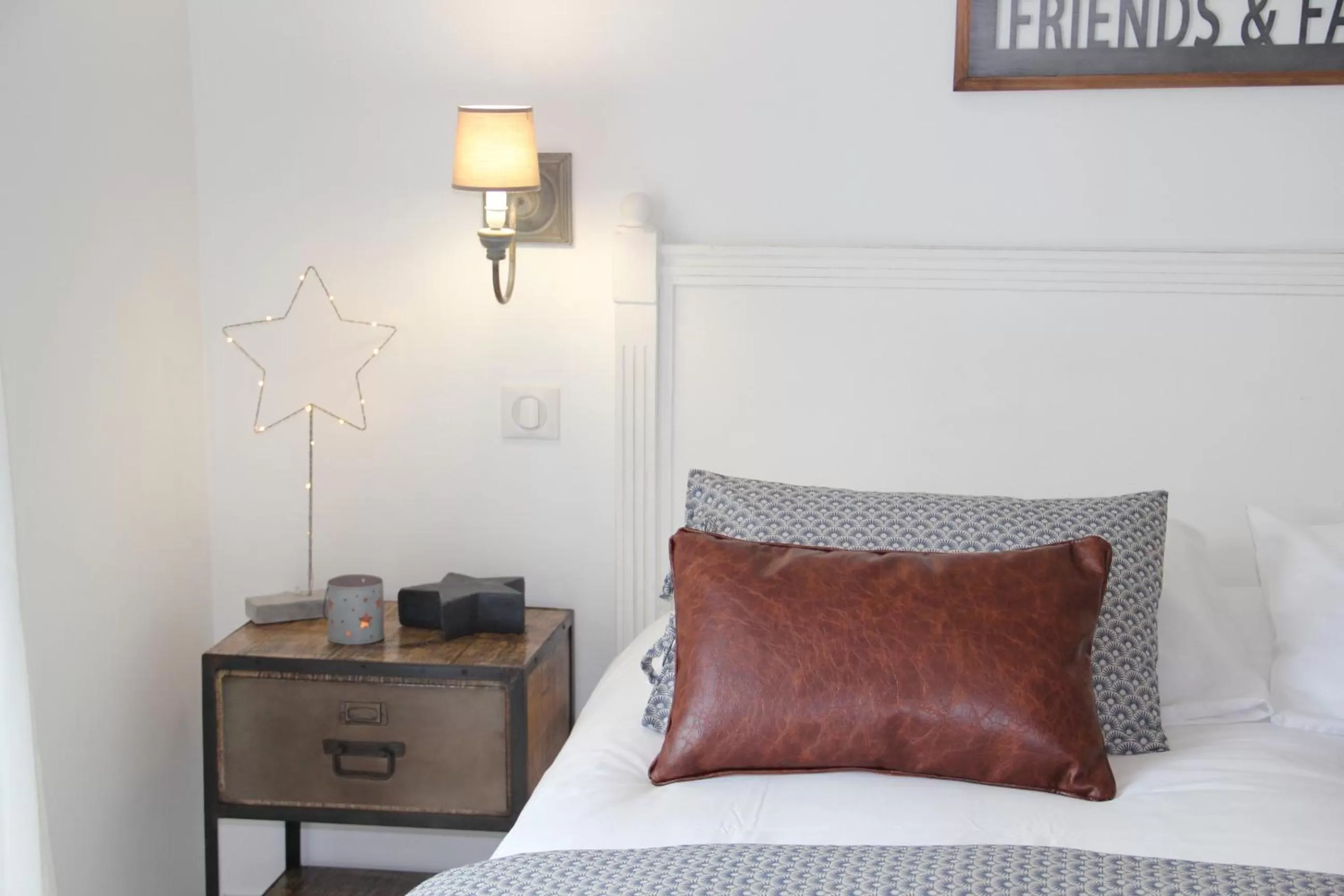 Bed in Le Temps des Hôtes