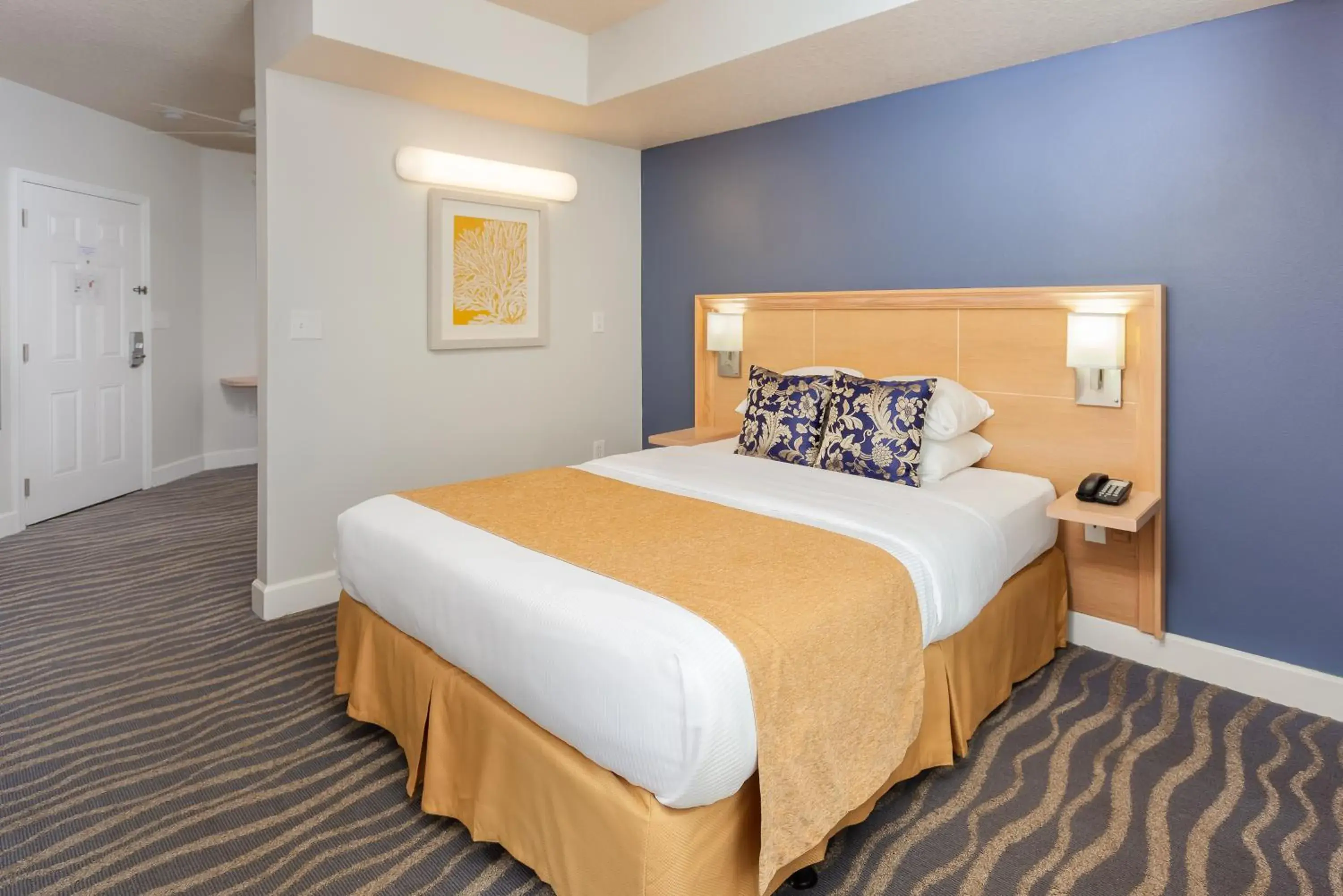 Deluxe Queen Suite in Seaside Amelia Inn - Amelia Island Deluxe Queen Suite in Seaside Amelia Inn - Amelia Island