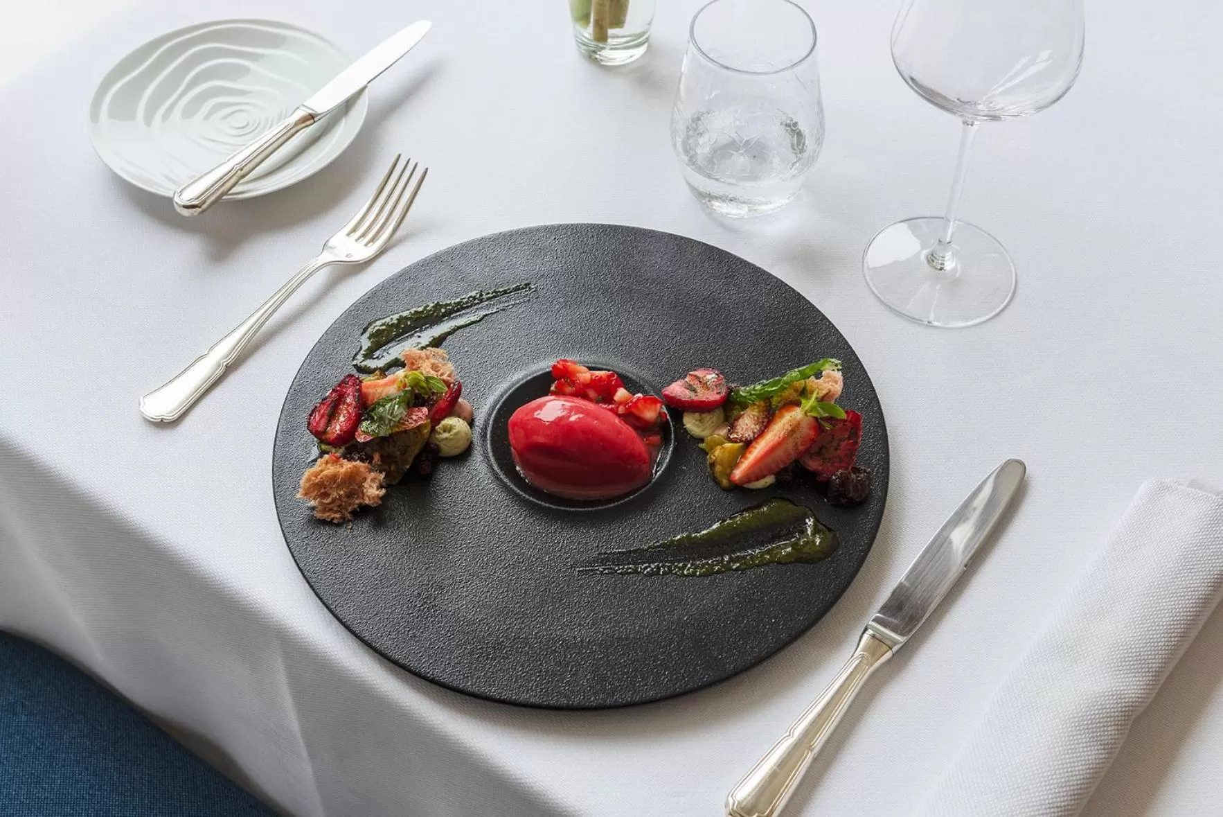 Lunch in Domaine du Limonay, The Originals Collection