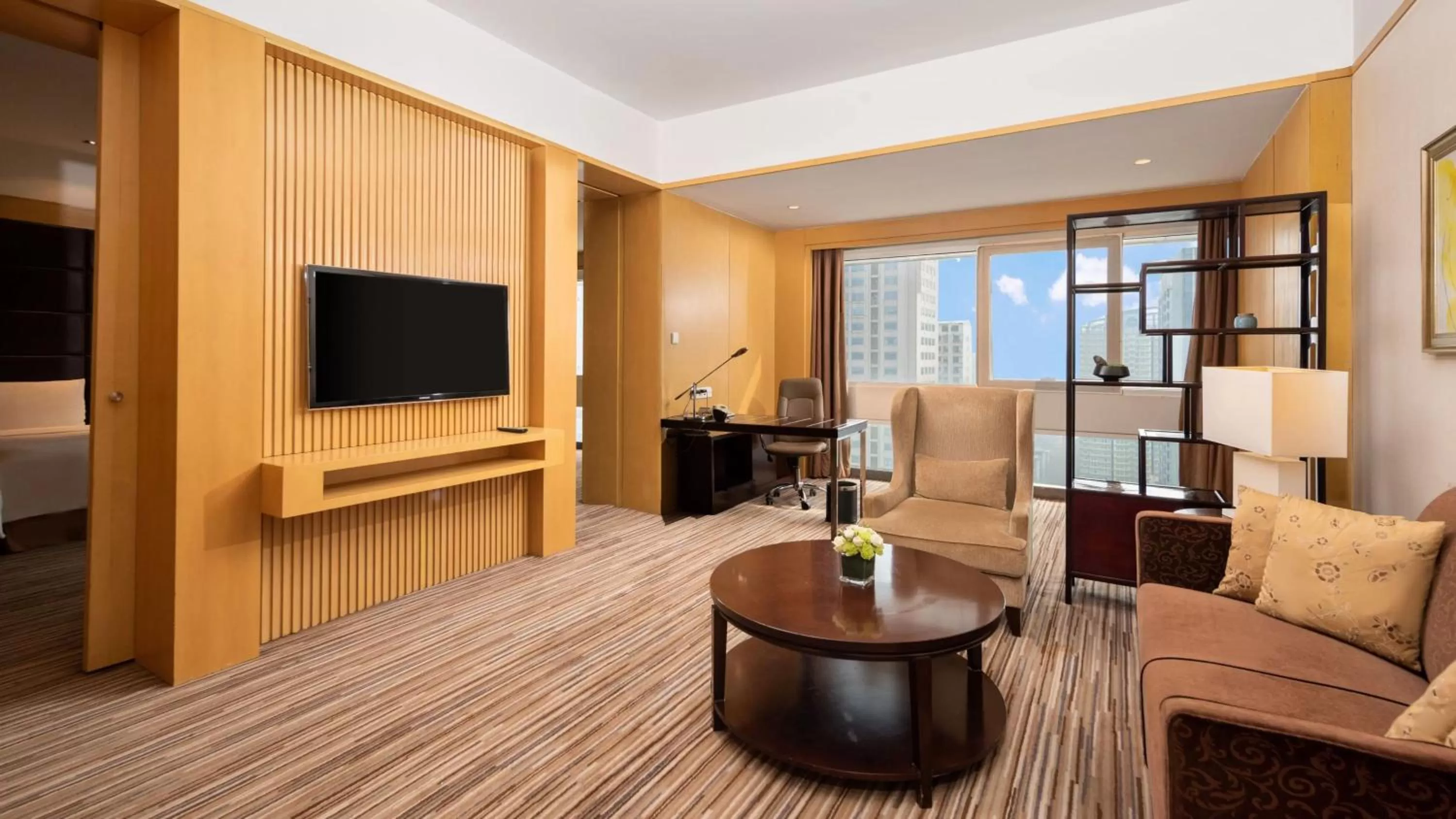Photo of the whole room in Holiday Inn Shijiazhuang Central by IHG