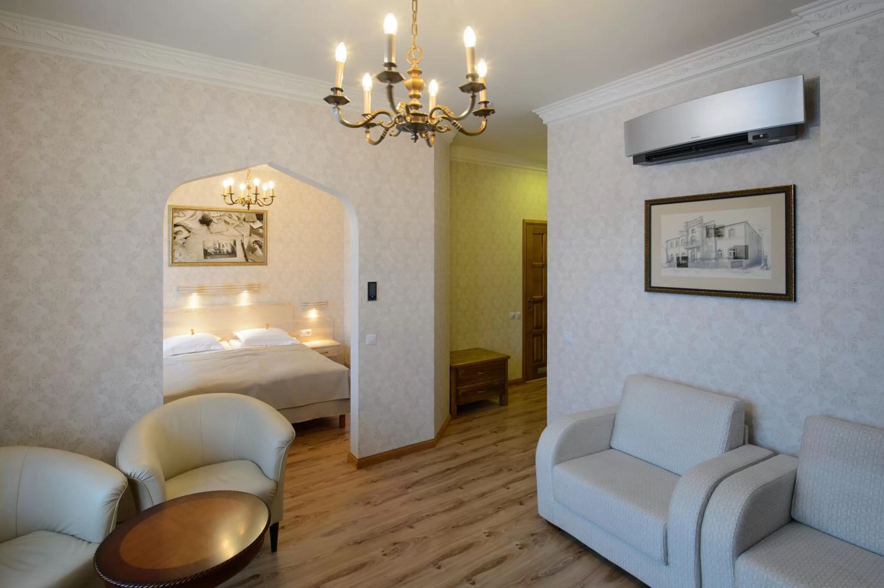 Photo of the whole room, Bed in Georgi Hotell