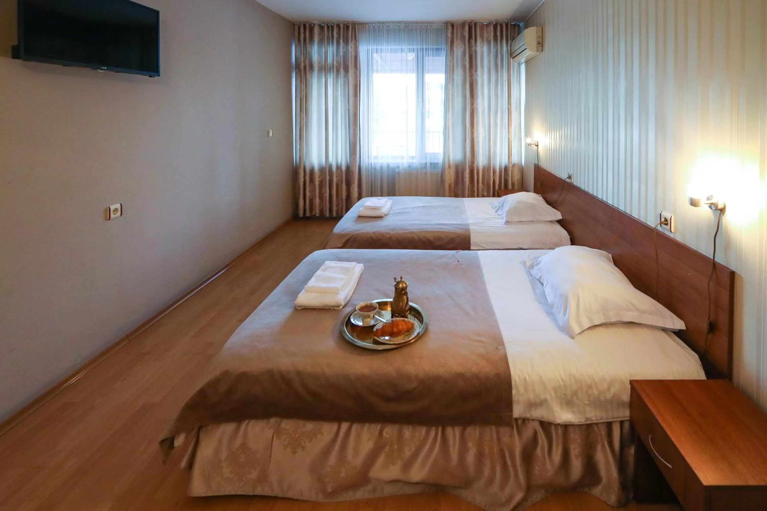 Bed in Complex Baroto