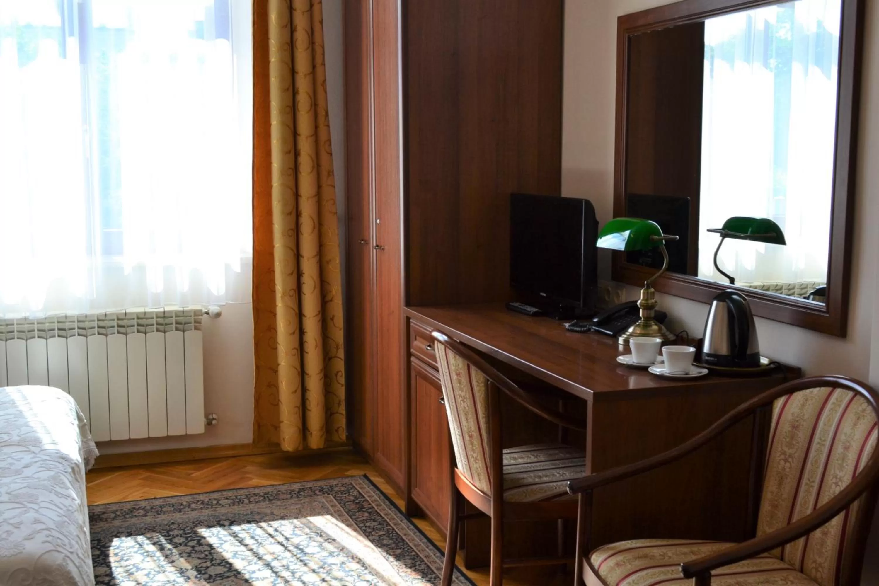 hair dresser in Aparthotel Basztowa