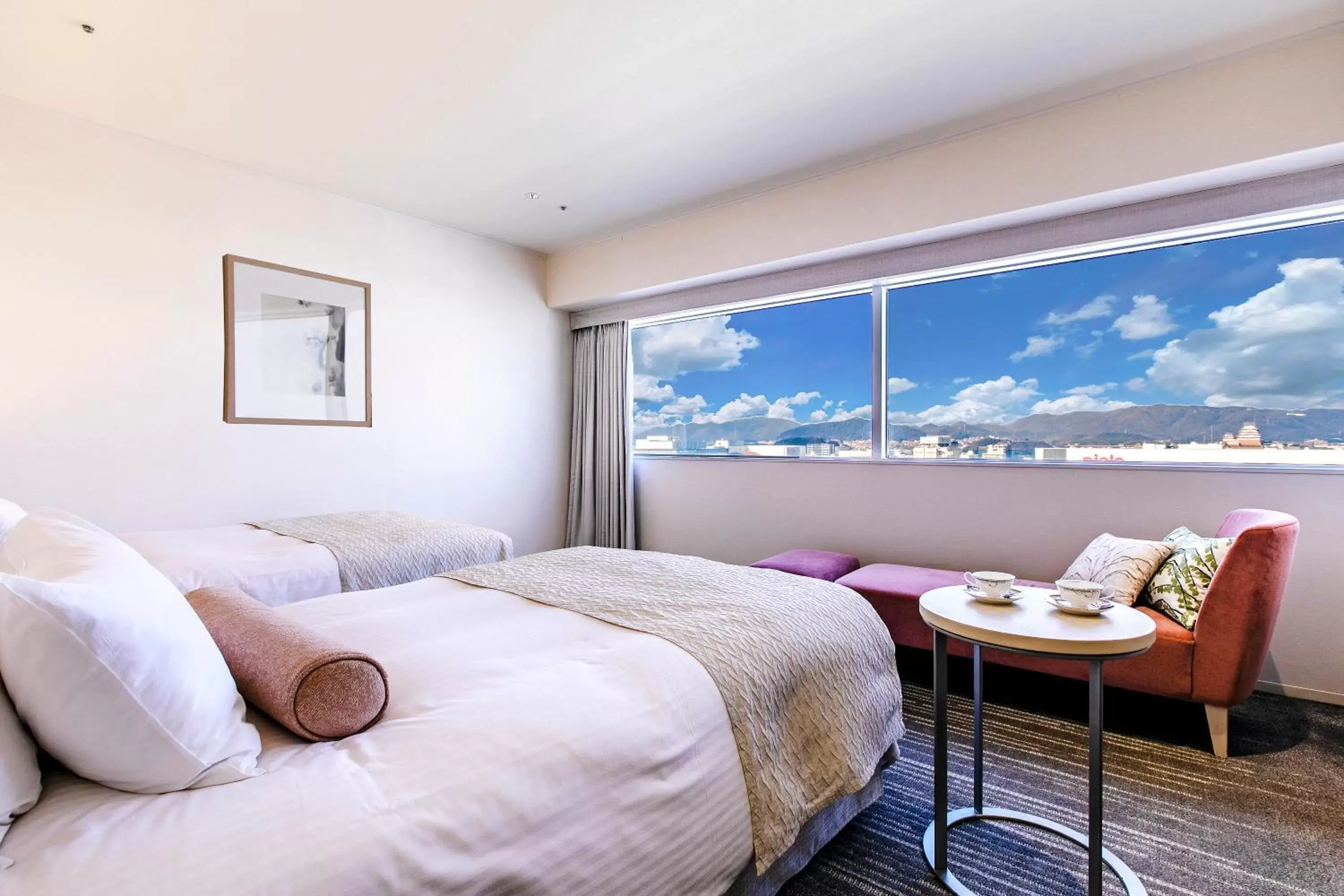 High Floor Deluxe Twin Room - single occupancy - Non-Smoking in Hotel Nikko Himeji High Floor Deluxe Twin Room - single occupancy - Non-Smoking in Hotel Nikko Himeji