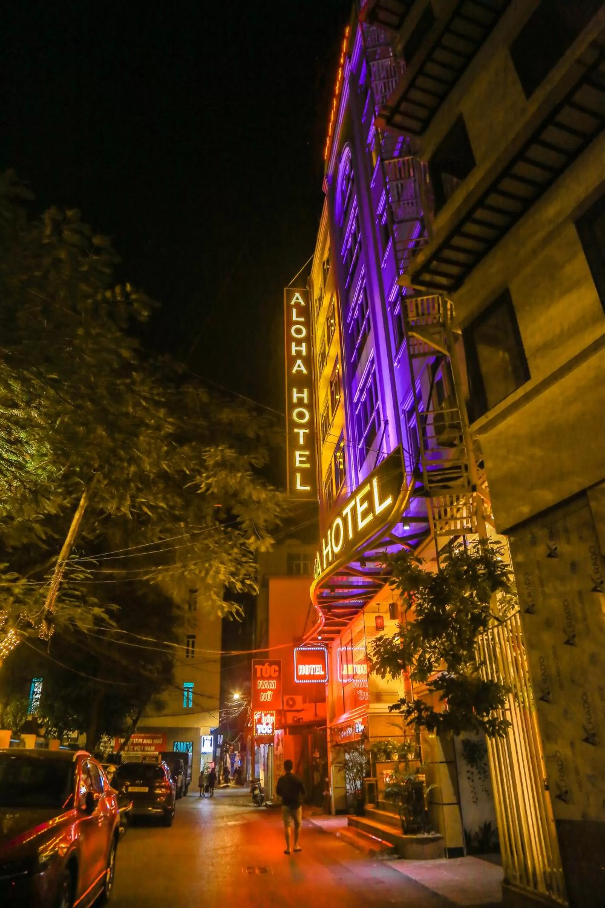 Property Building in Aloha Hotel