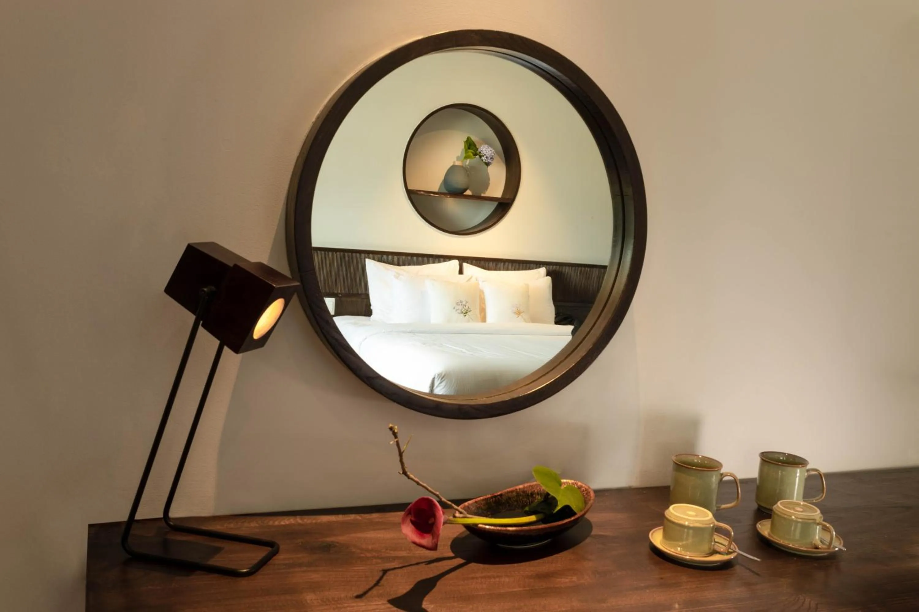 Coffee/tea facilities, Bed in Cochin Zen Hotel