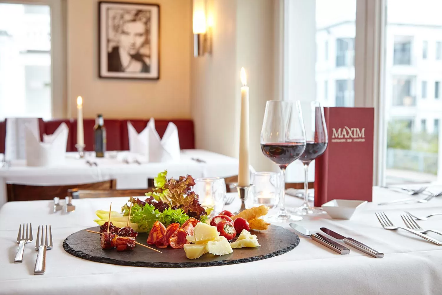 Restaurant/places to eat in Strandhaus Belvedere