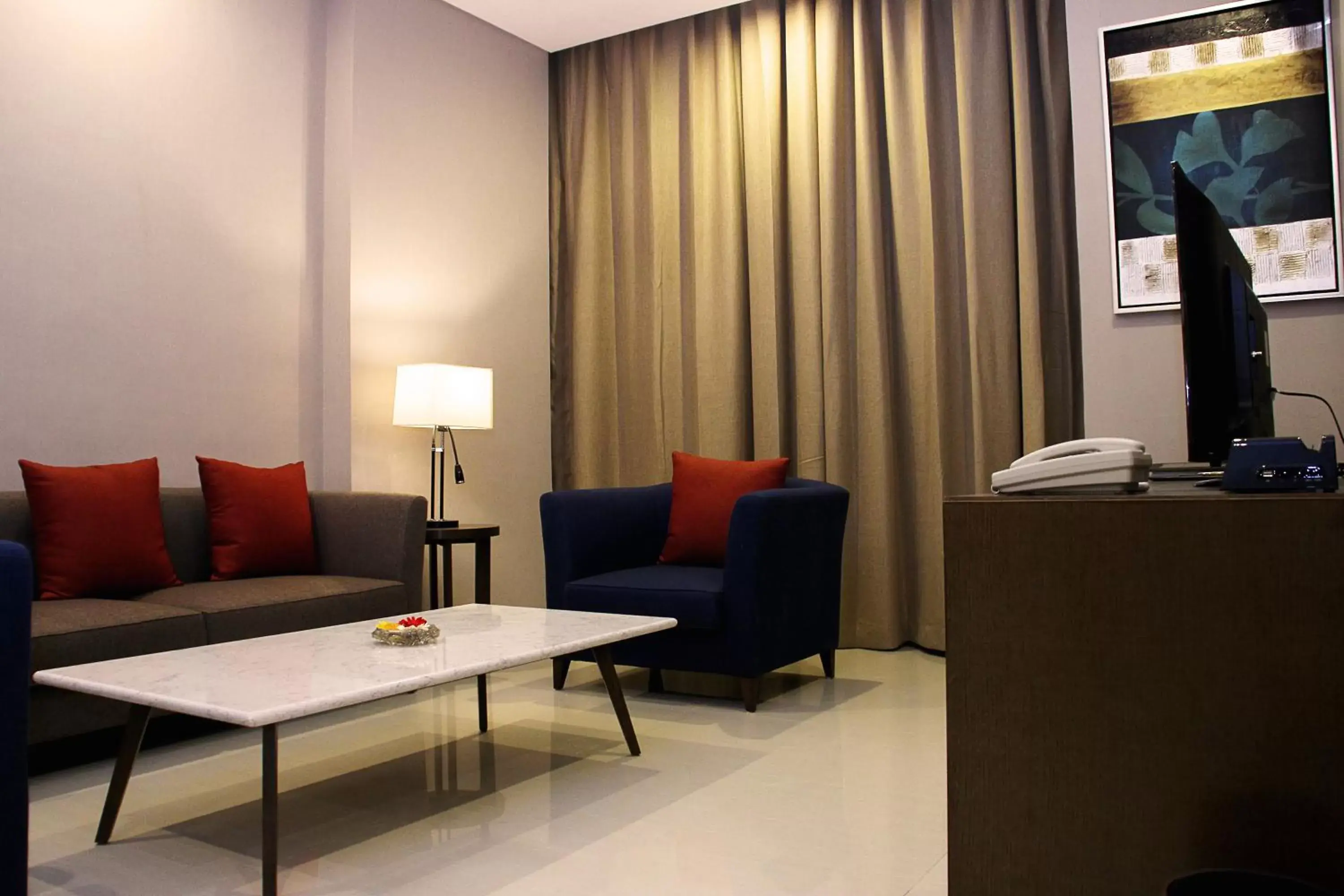 Suite Room in Golden Phoenix Hotel - Manila Suite Room in Golden Phoenix Hotel - Manila