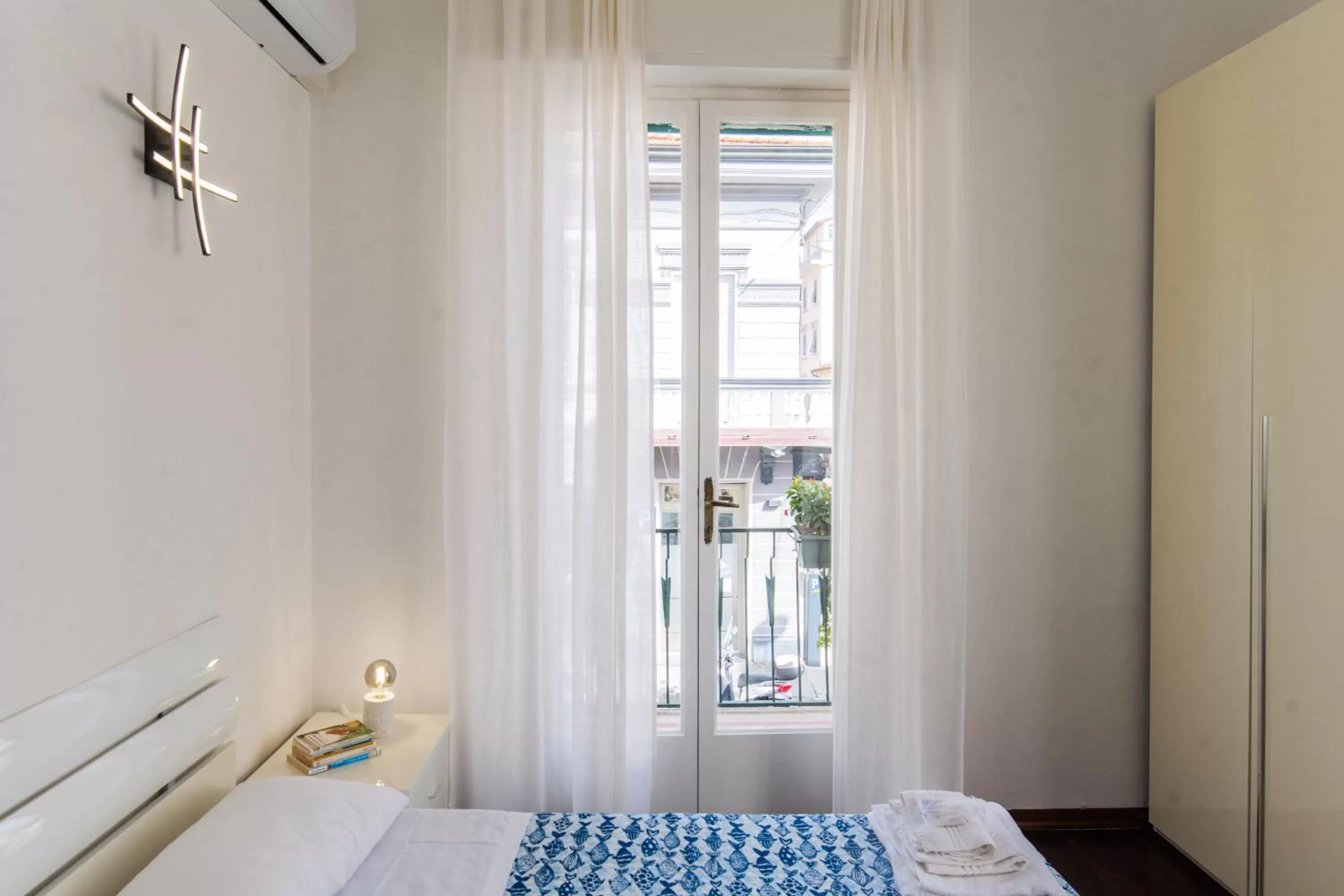 Photo of the whole room in Casa Fubis