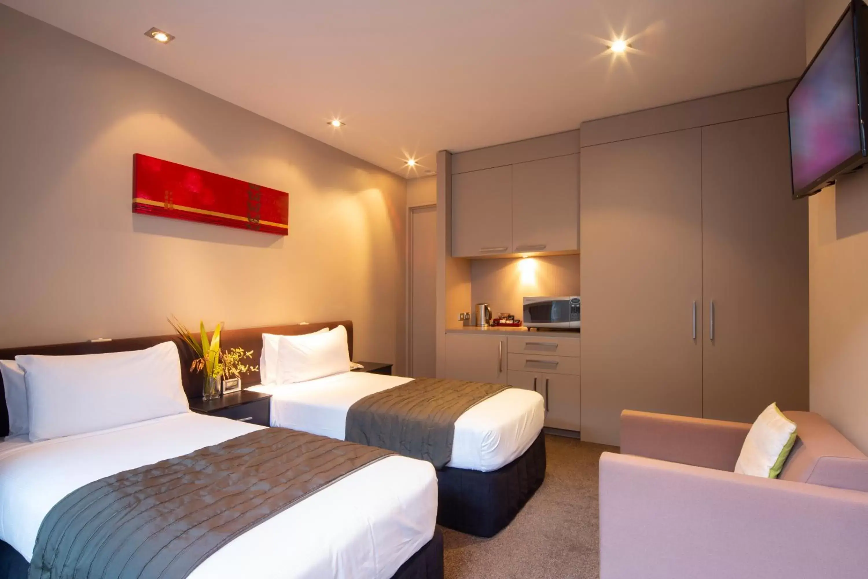 Ensuite Bedroom (No View) in Highview Apartments Ensuite Bedroom (No View) in Highview Apartments