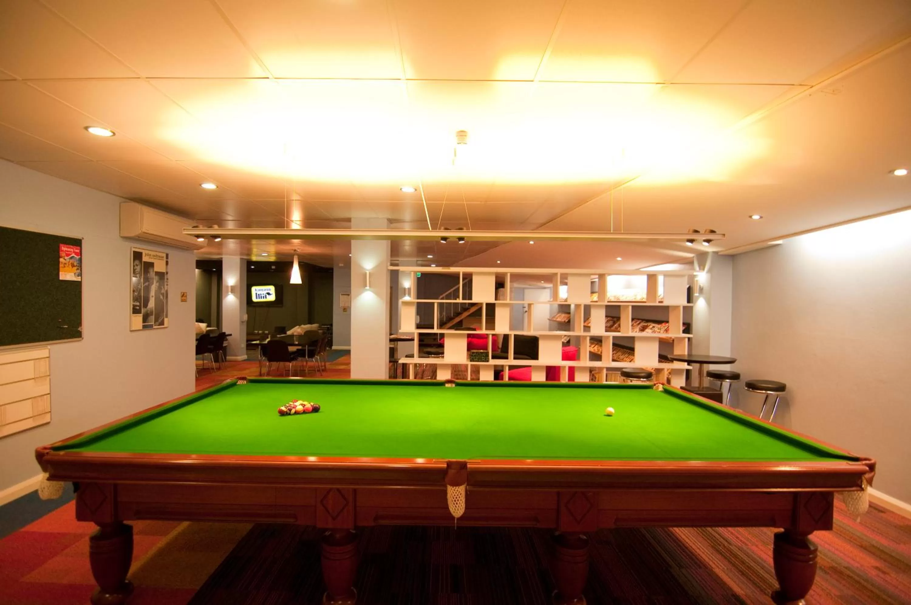 Billiard in Kangaroo Inn