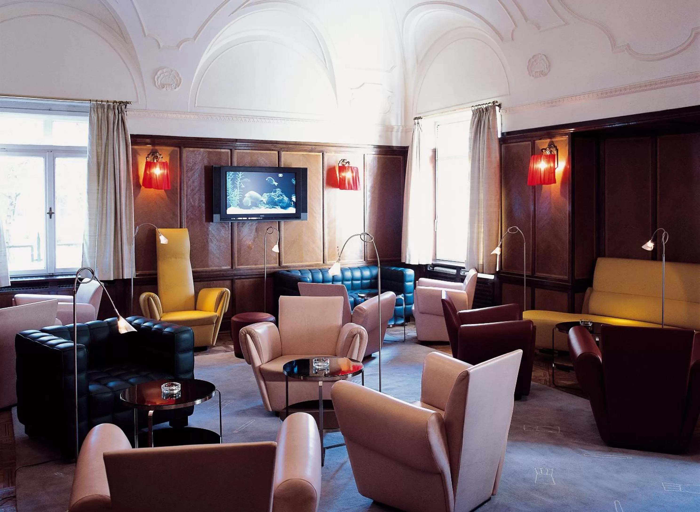 Lounge or bar in Parkhotel Laurin