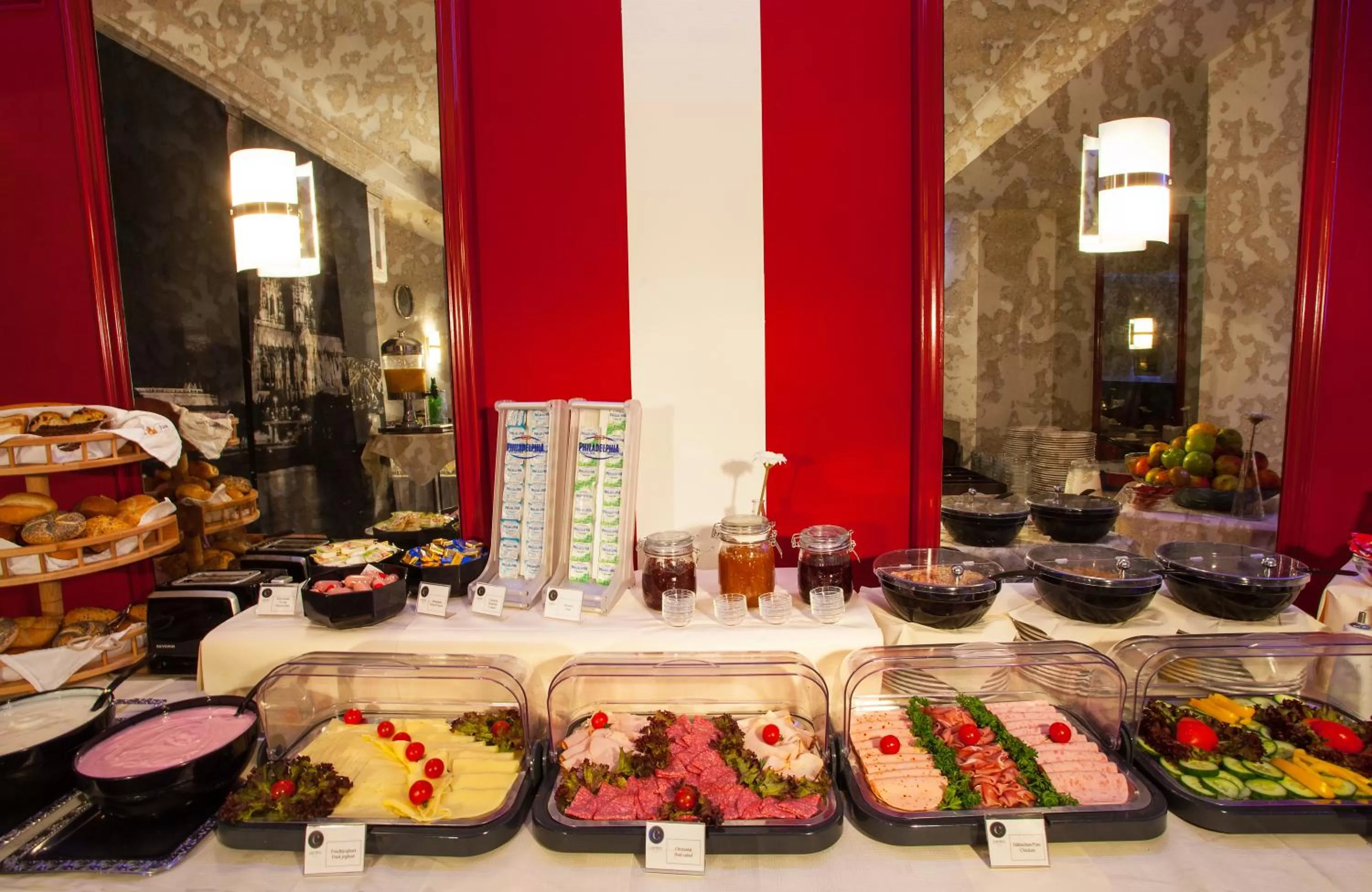 Food in INA Hotel Royal